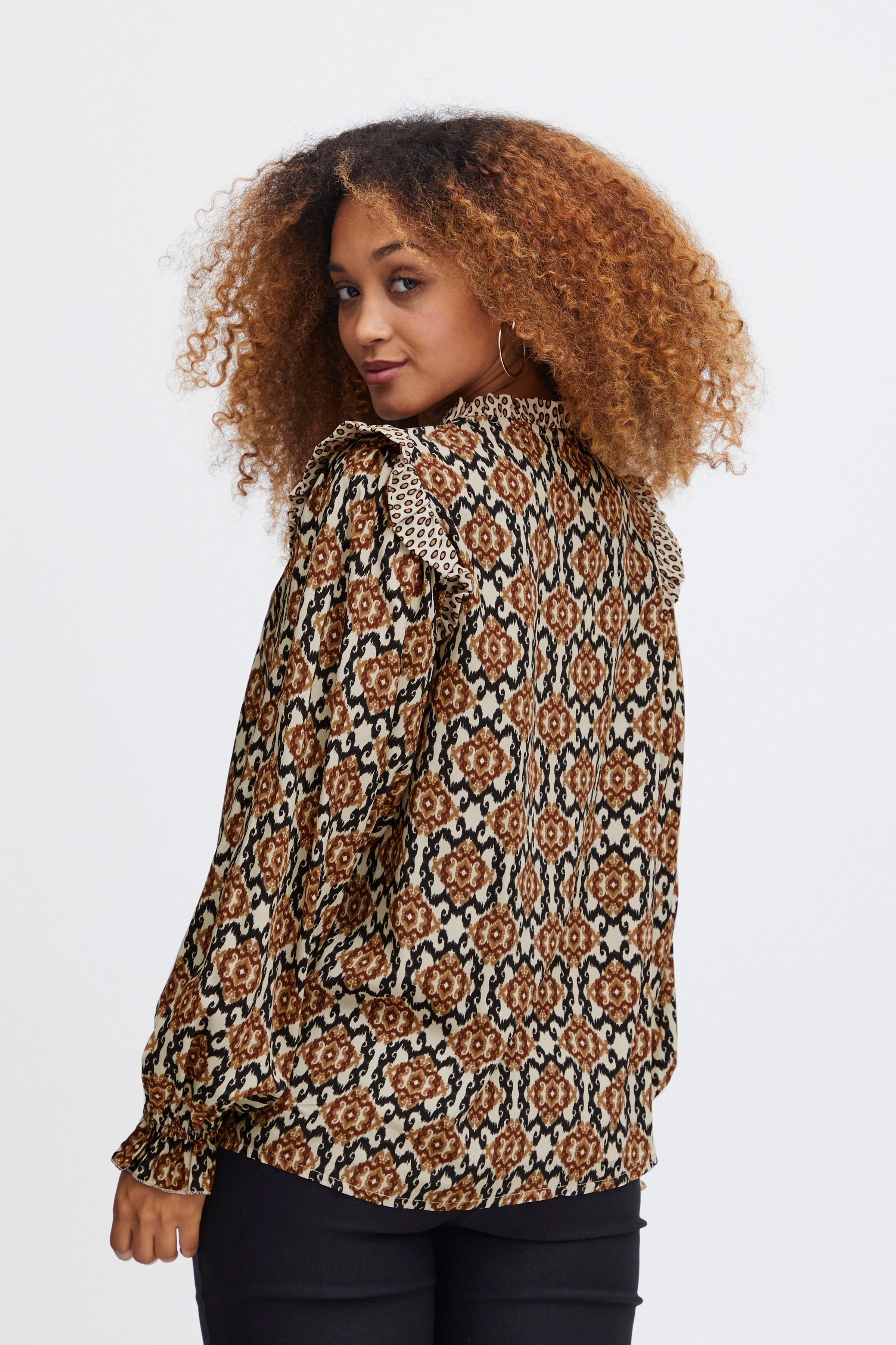SBALORA Bluse LOOKBOOK BACK 22100434-140002