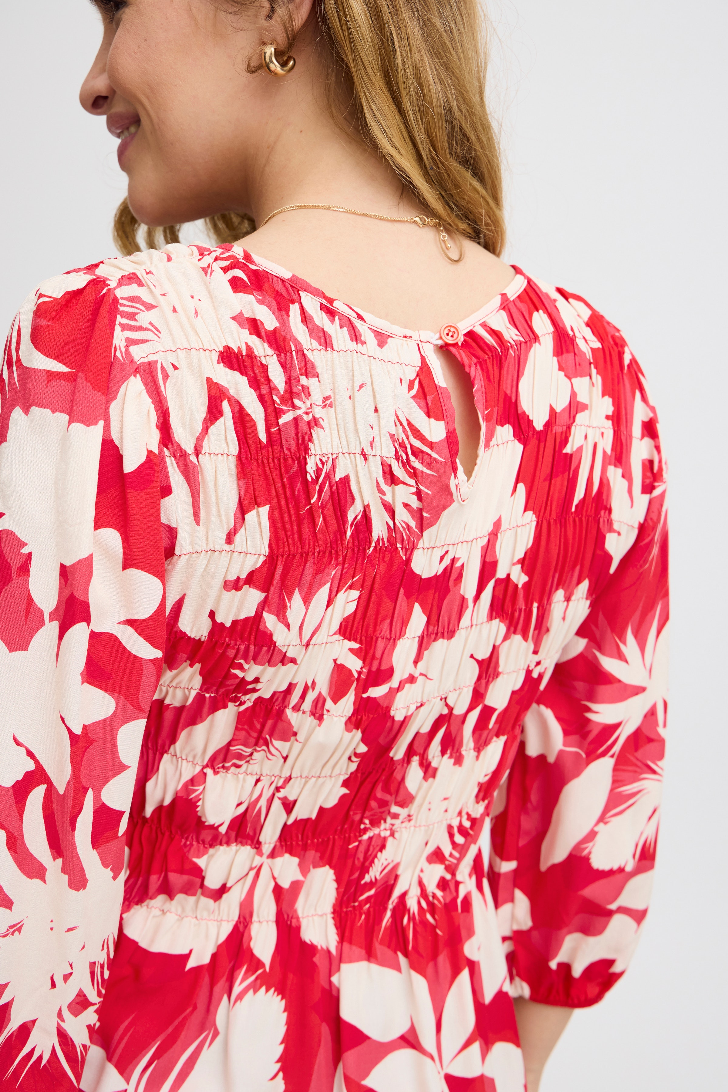 SBGRITT Bluse LOOKBOOK DETAIL 22100568-171755