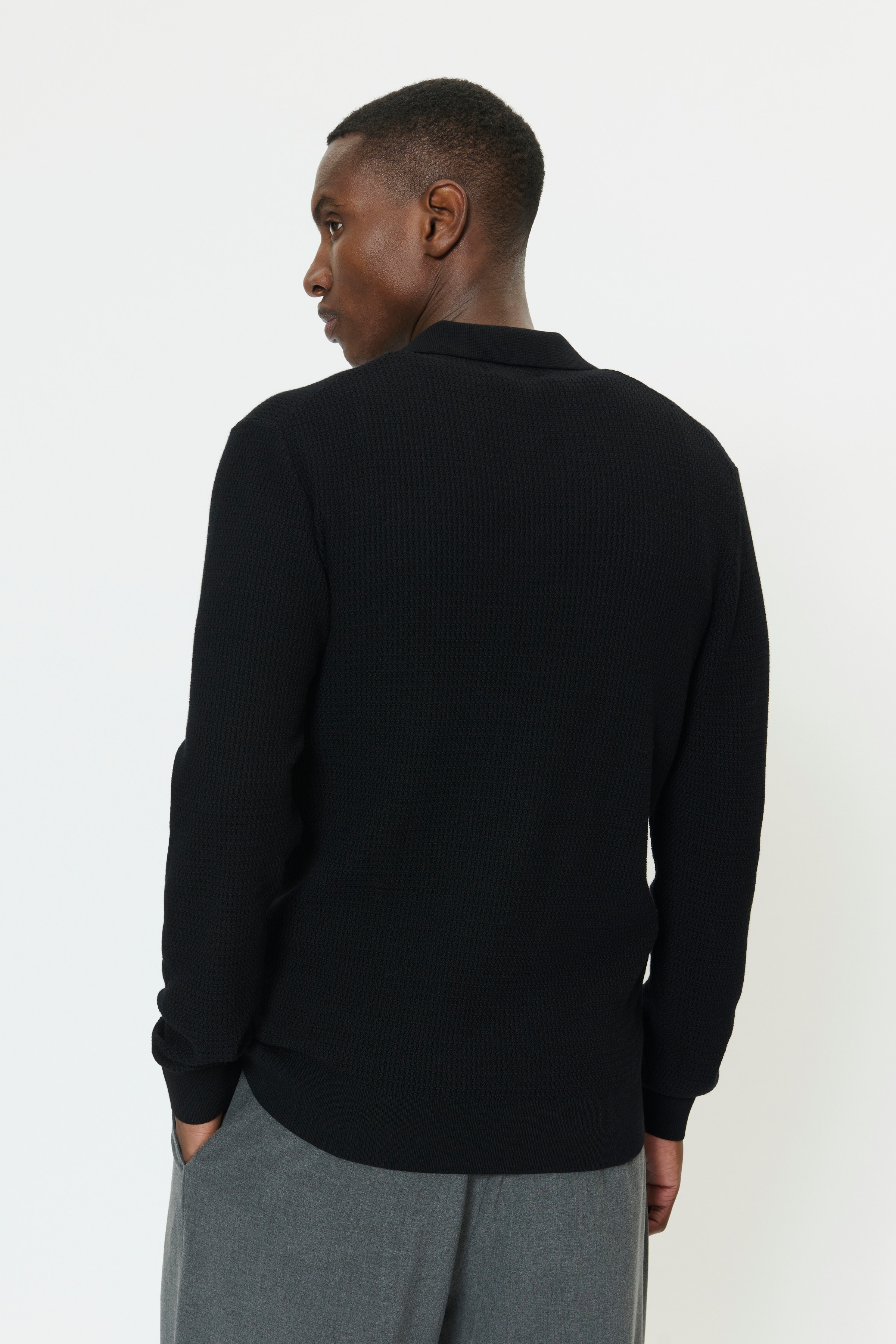 MAkerone Wool Pullover LOOKBOOK BACK 30208626-300275