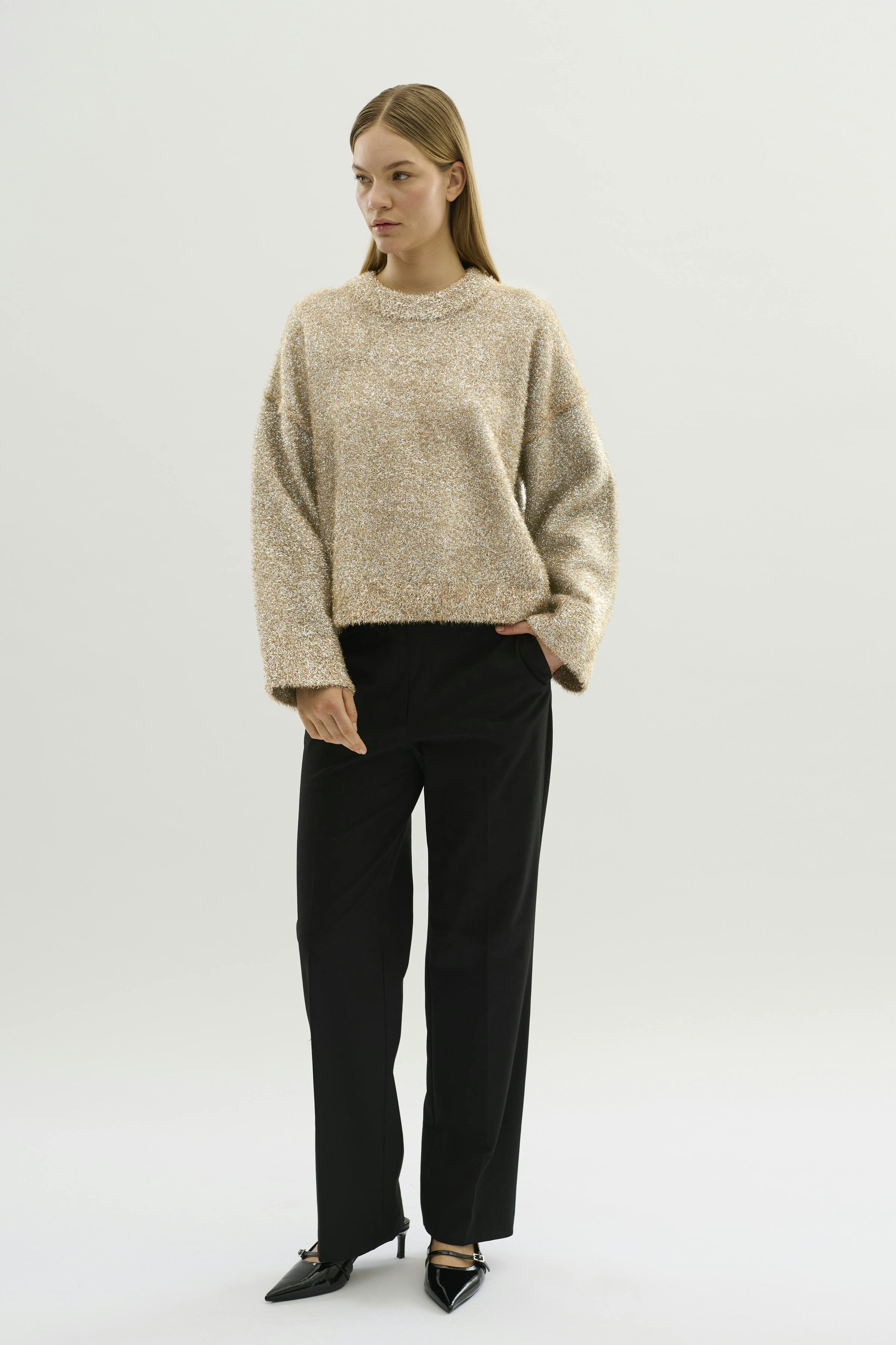 KBSada Pullover LOOKBOOK FRONT 10105076-160906