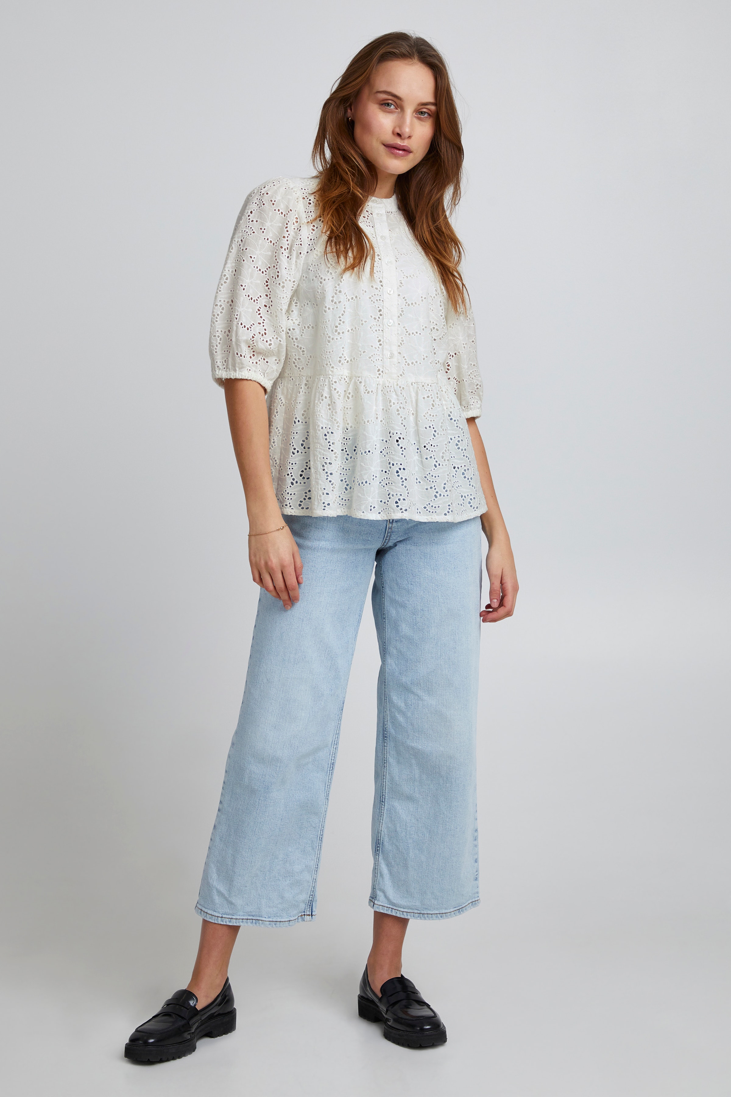 Kortermet bluse LOOKBOOK FRONT 50206736-114800