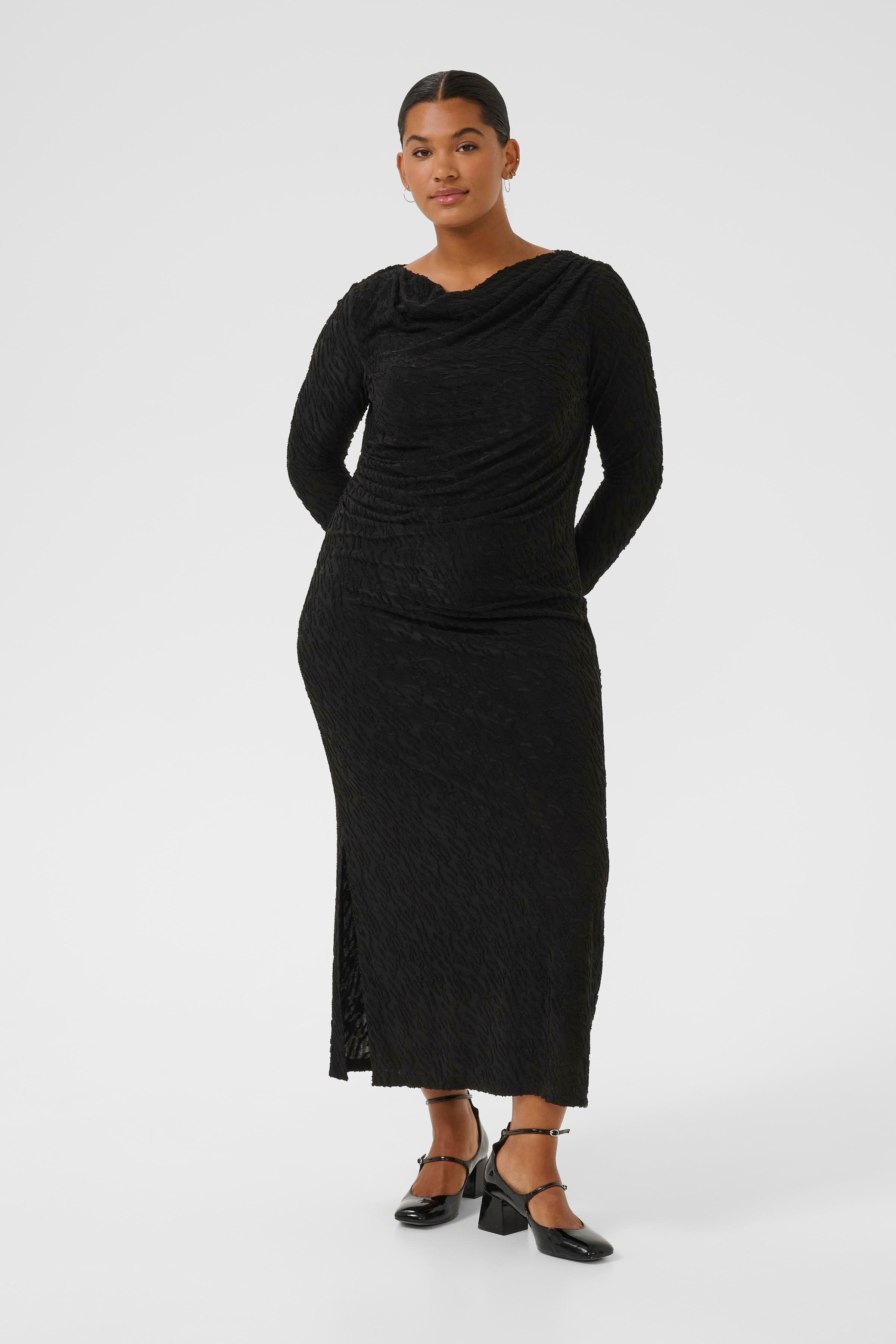 KCzarina Dress LOOKBOOK FRONT 10583688-100121