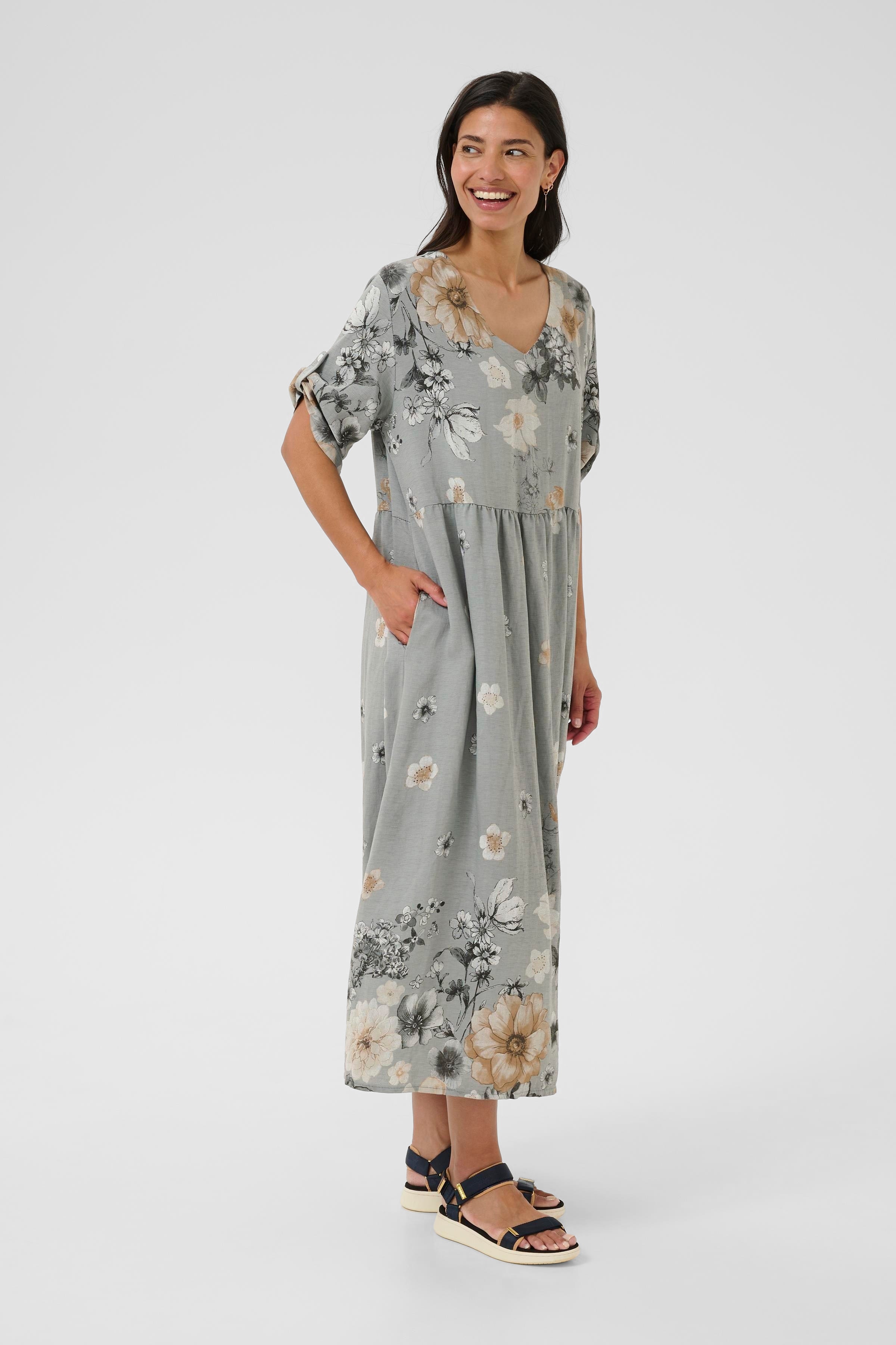 BPkija Kjole LOOKBOOK FRONT 40103554-400027