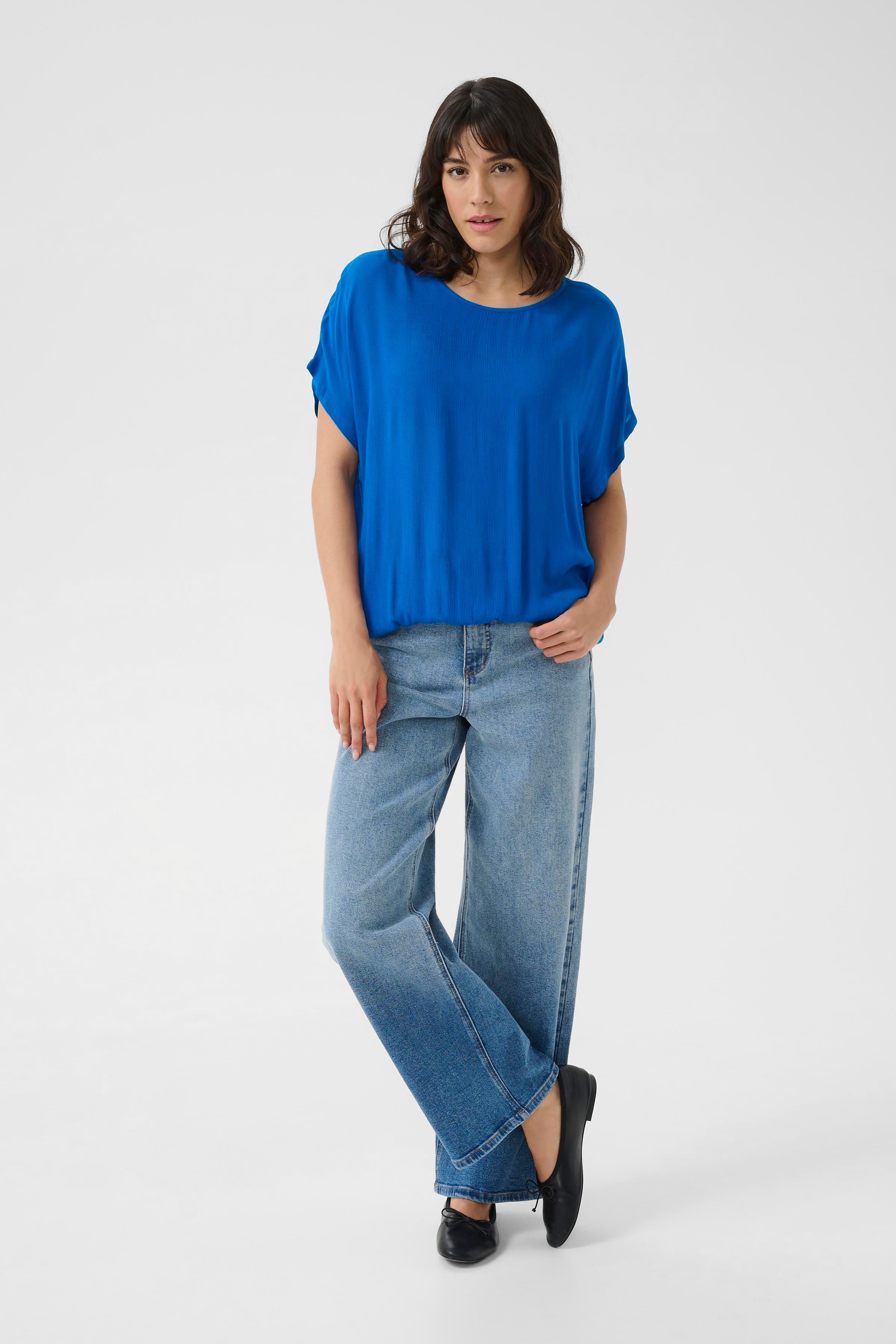 KAamber Bluse LOOKBOOK FRONT 10500781-193952