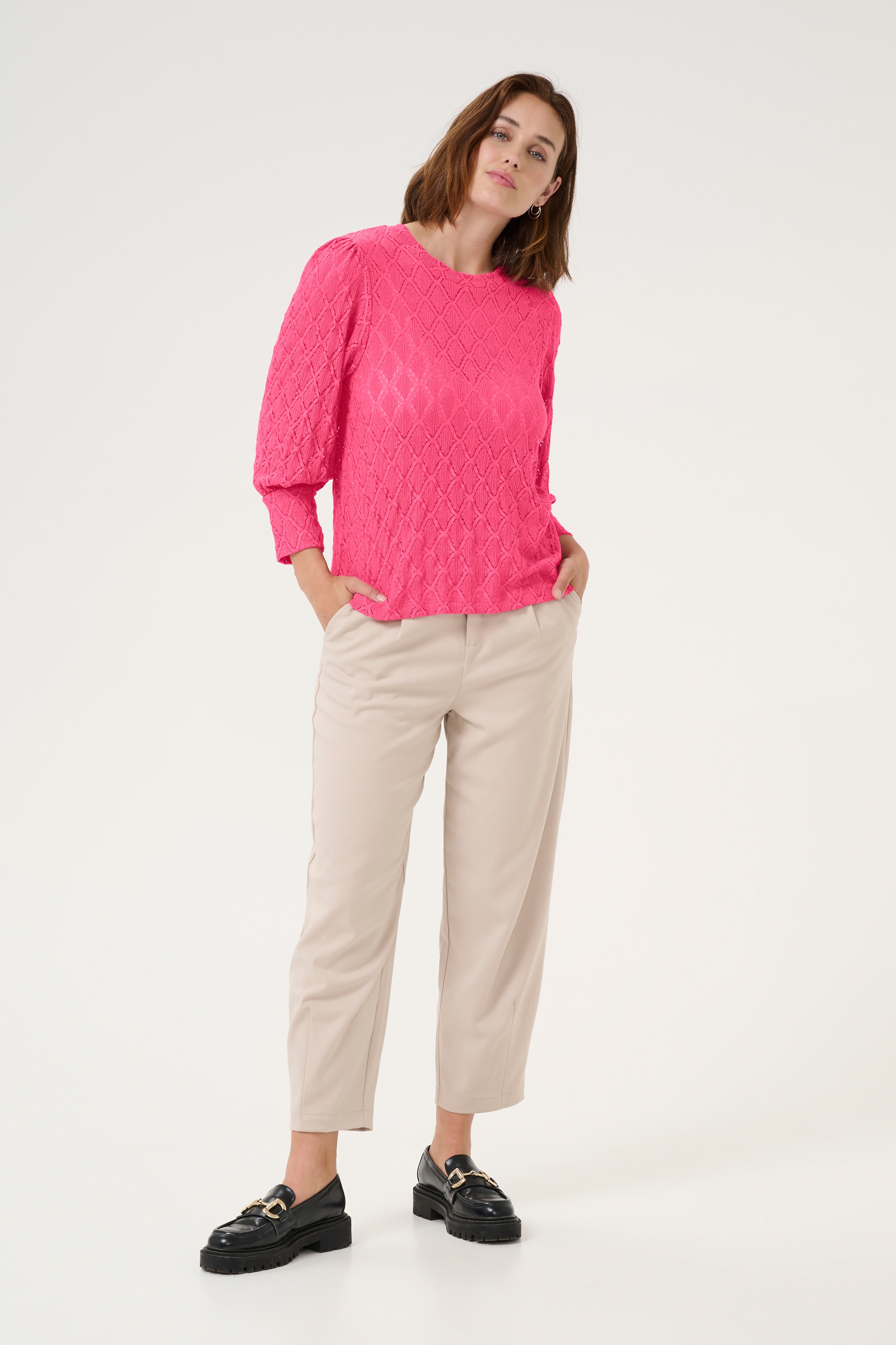KAtio Bluse LOOKBOOK FRONT 10509843-181754