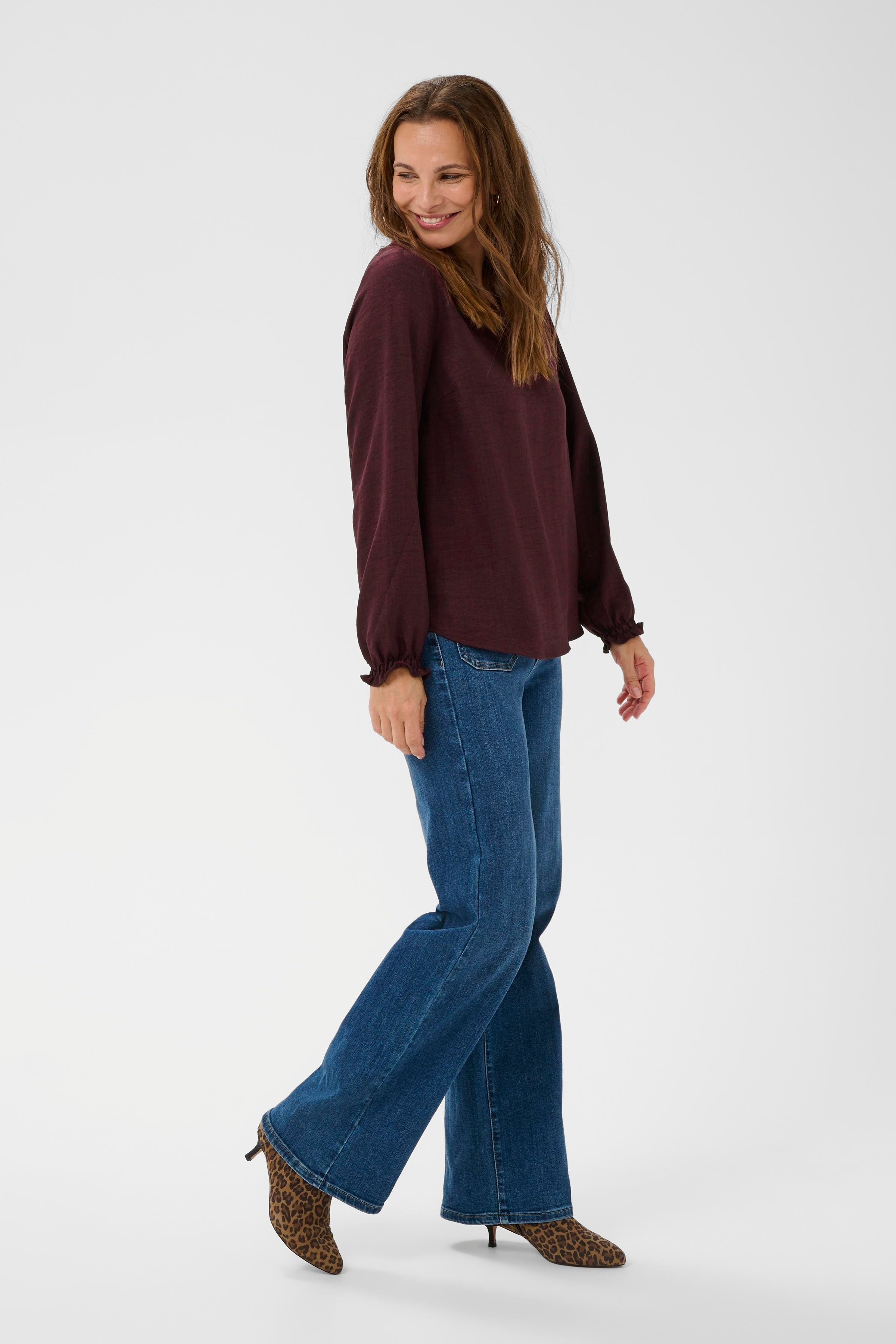 BPoda Blouse LOOKBOOK FRONT 40200075-1915281