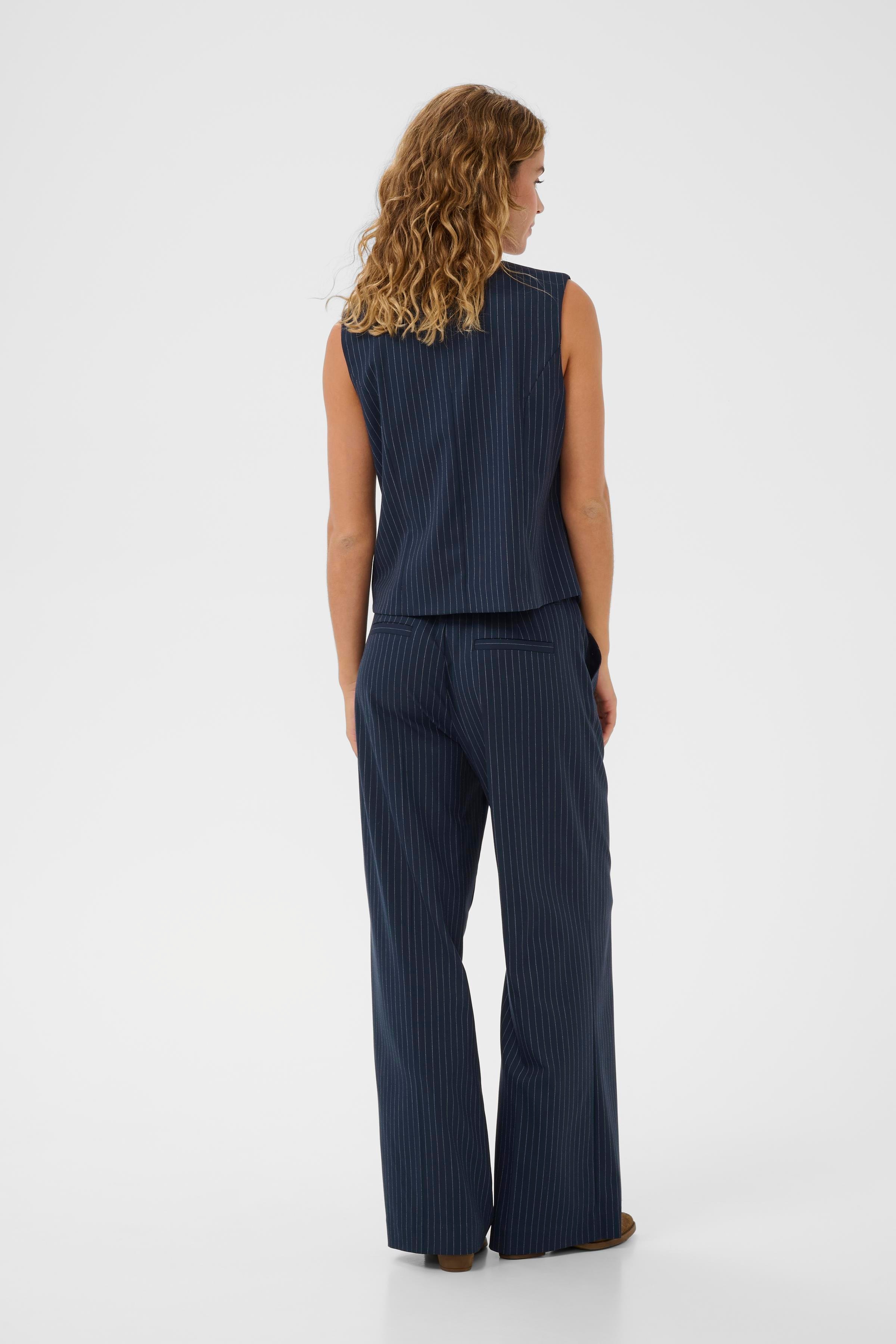 CRLorelie Vest LOOKBOOK BACK 10614553-193923