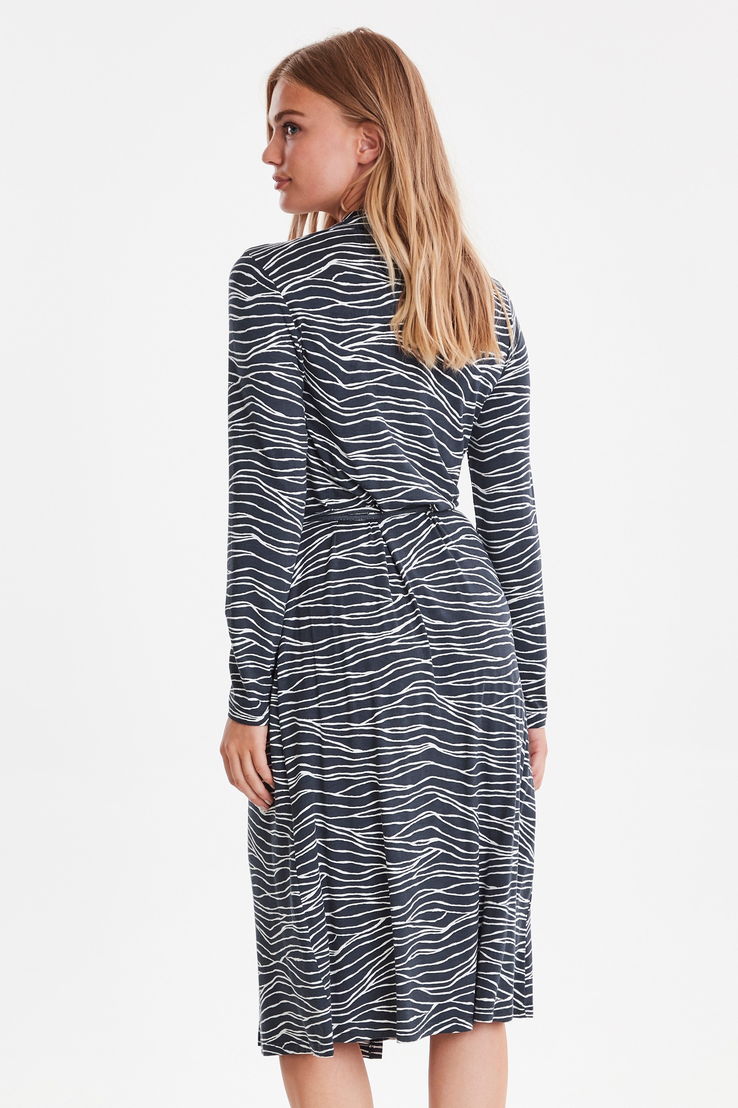 BYPemmy wrap dress LOOKBOOK BACK 20807584-80032