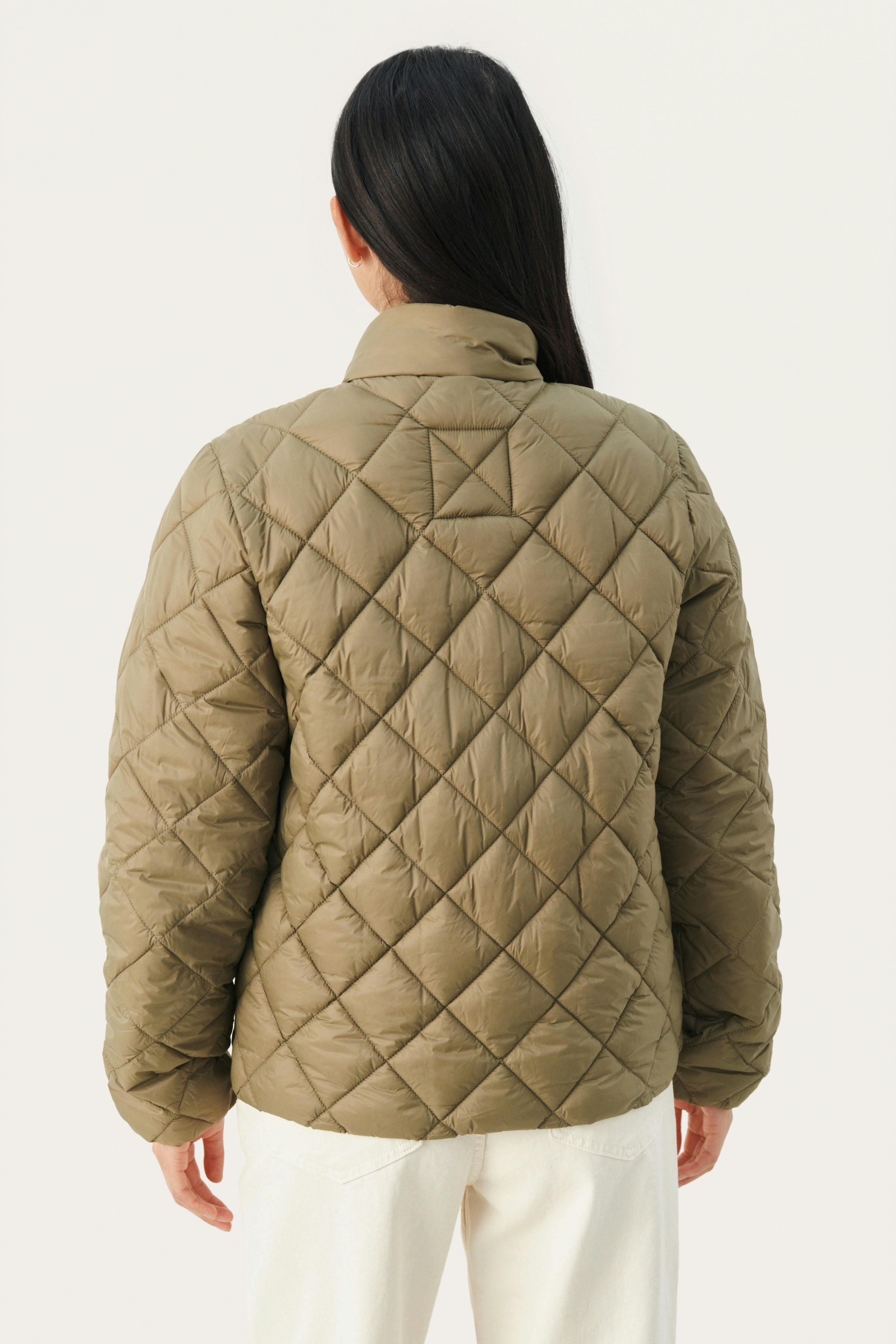 OliaPW Short down jacket LOOKBOOK BACK 30307752-170517