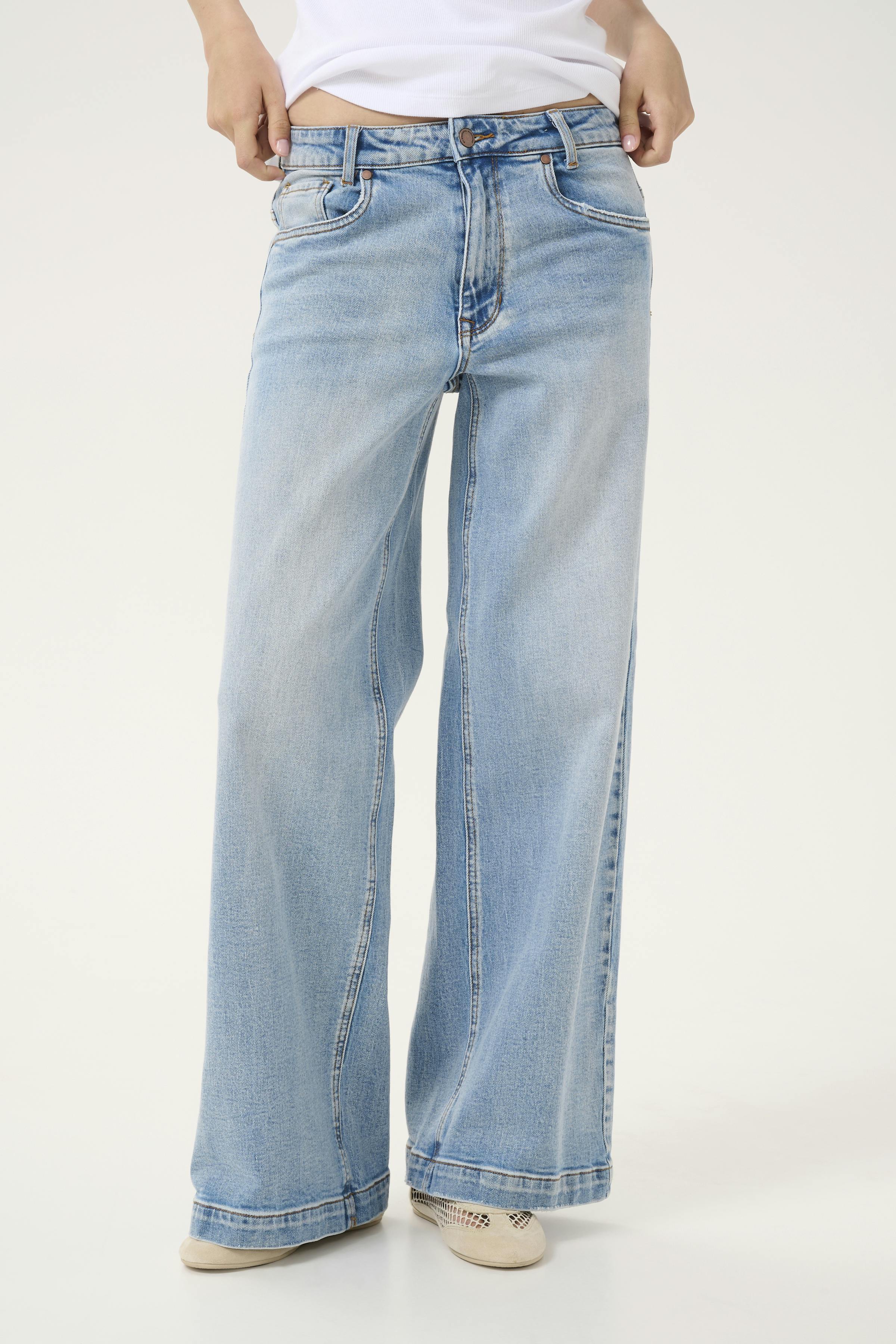 DangoMW Jeans LOOKBOOK FRONT 10704622-100046