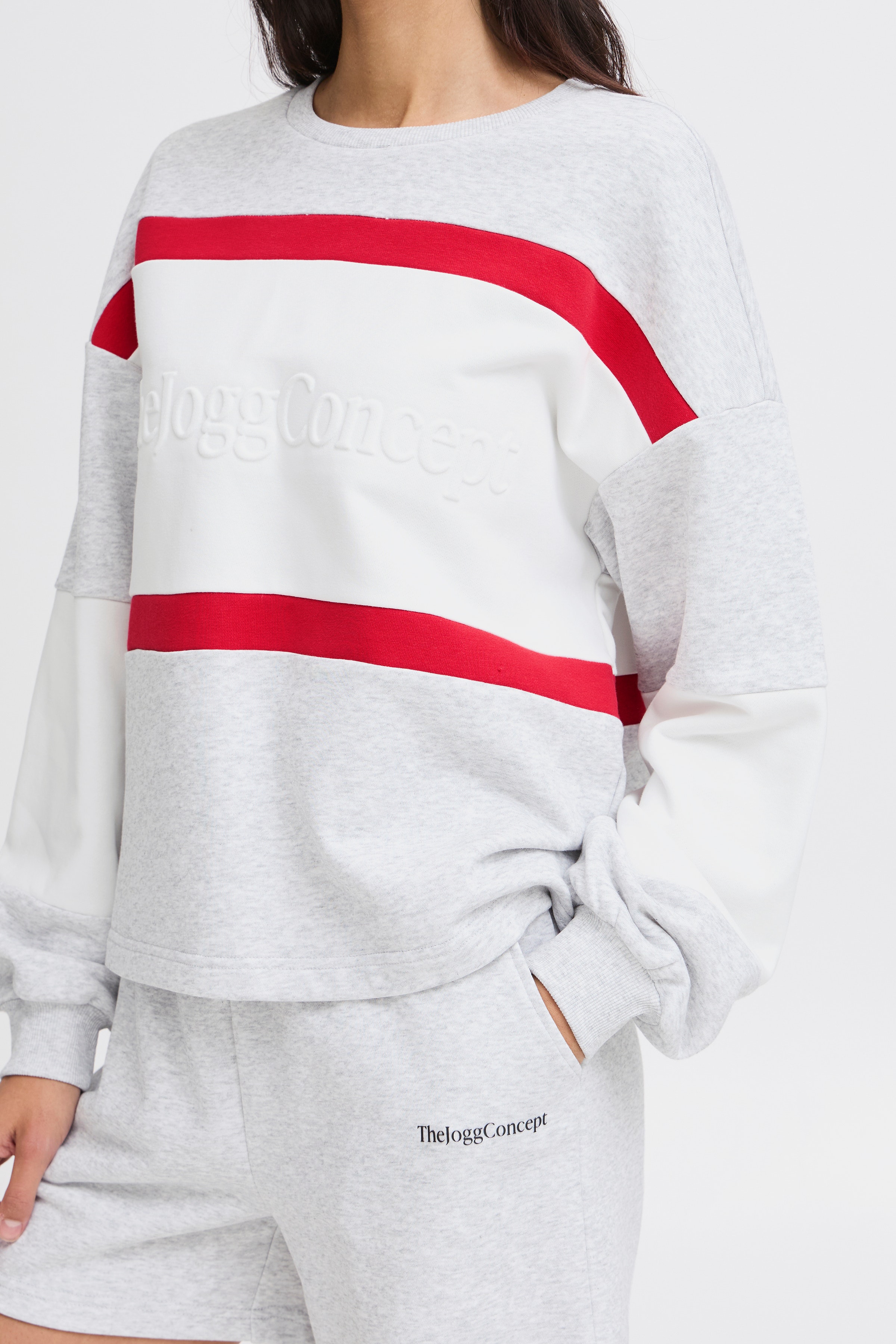 JCSAJA Sweatshirt LOOKBOOK DETAIL 22800895-201530