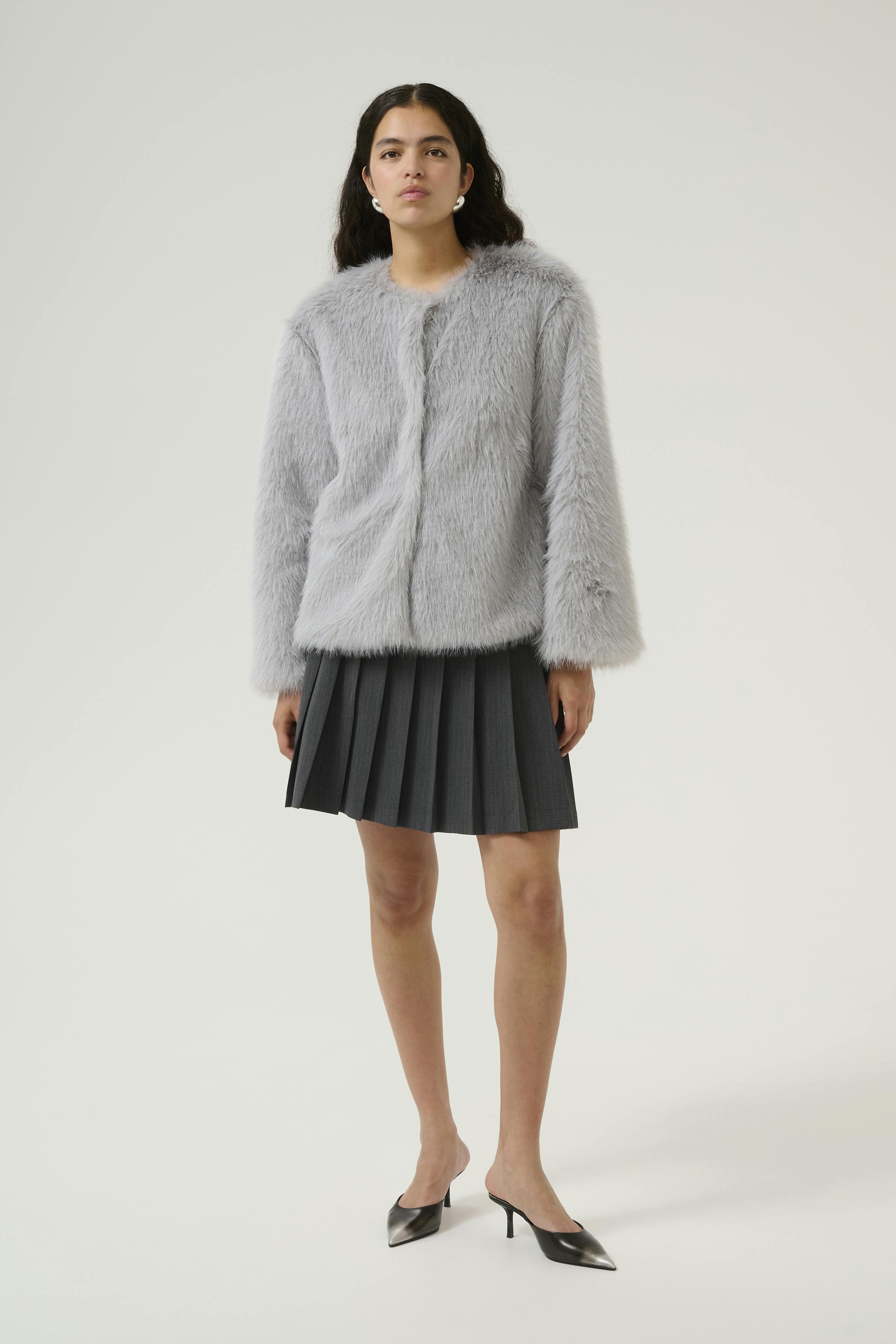 KBSerenity Faux Fur jas LOOKBOOK FRONT 10105337-165803