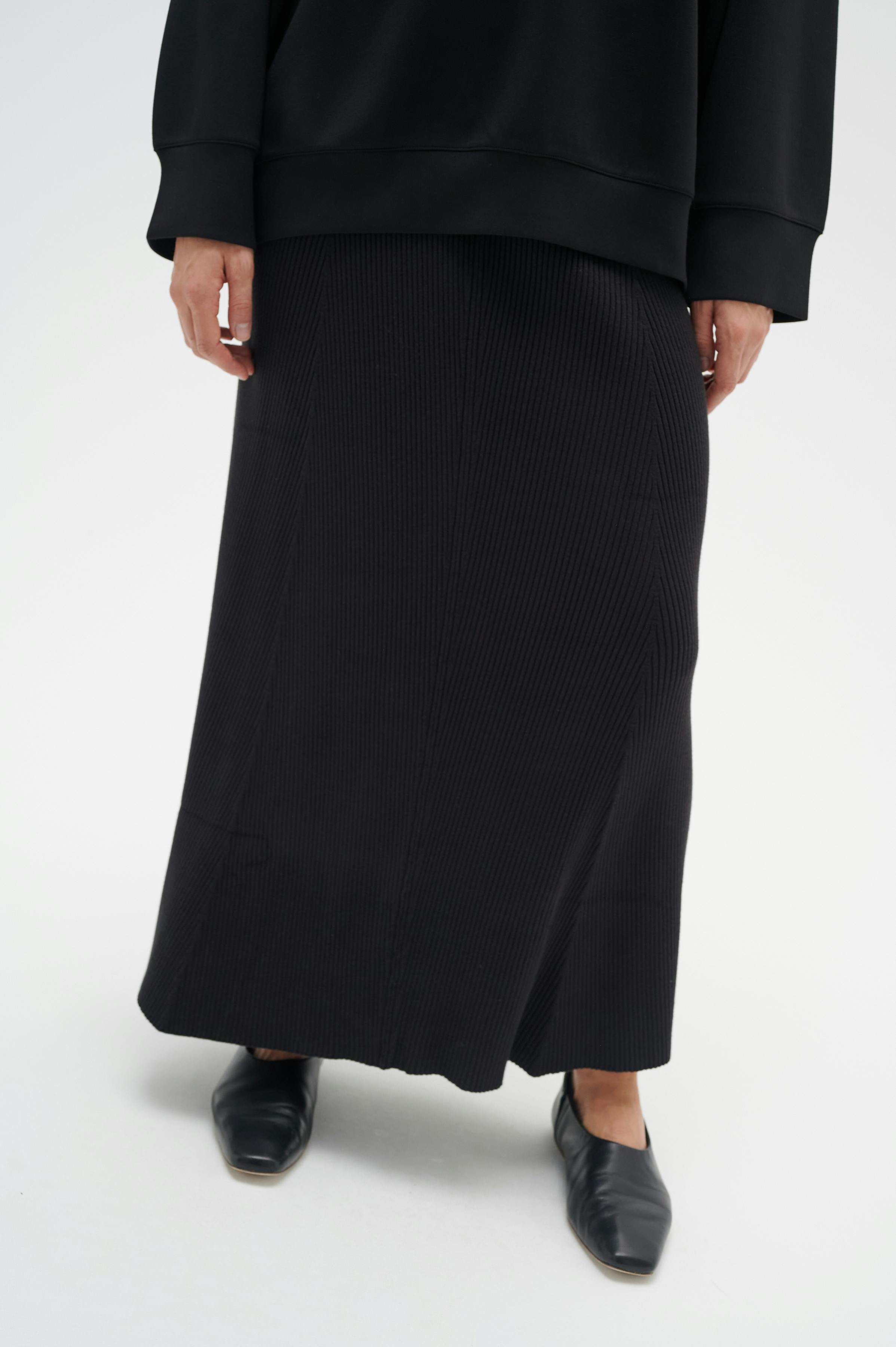 OlivioIW Skirt LOOKBOOK FRONT 30108988-194008