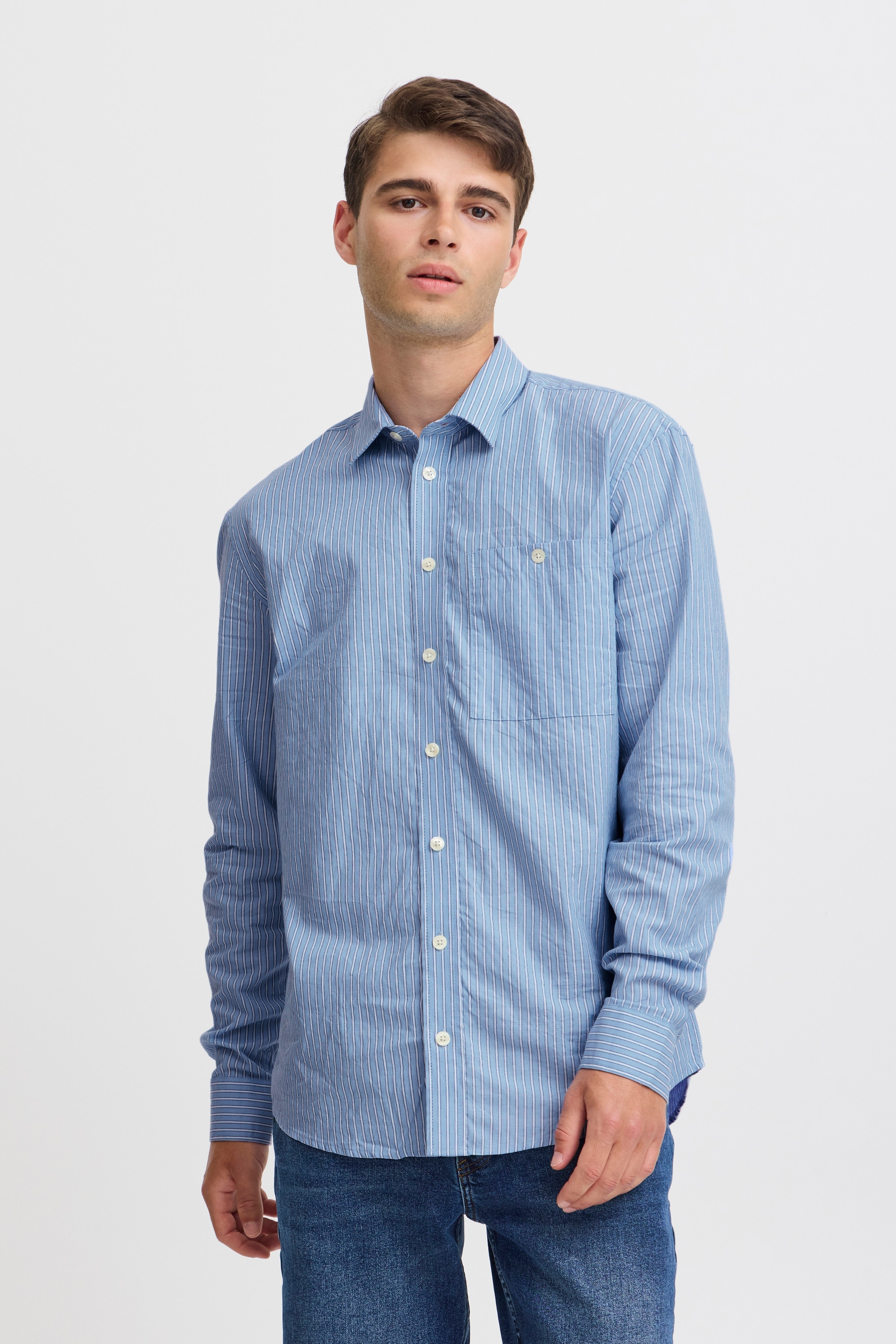 CFALVIN Shirt LOOKBOOK FRONT 20505288-153920