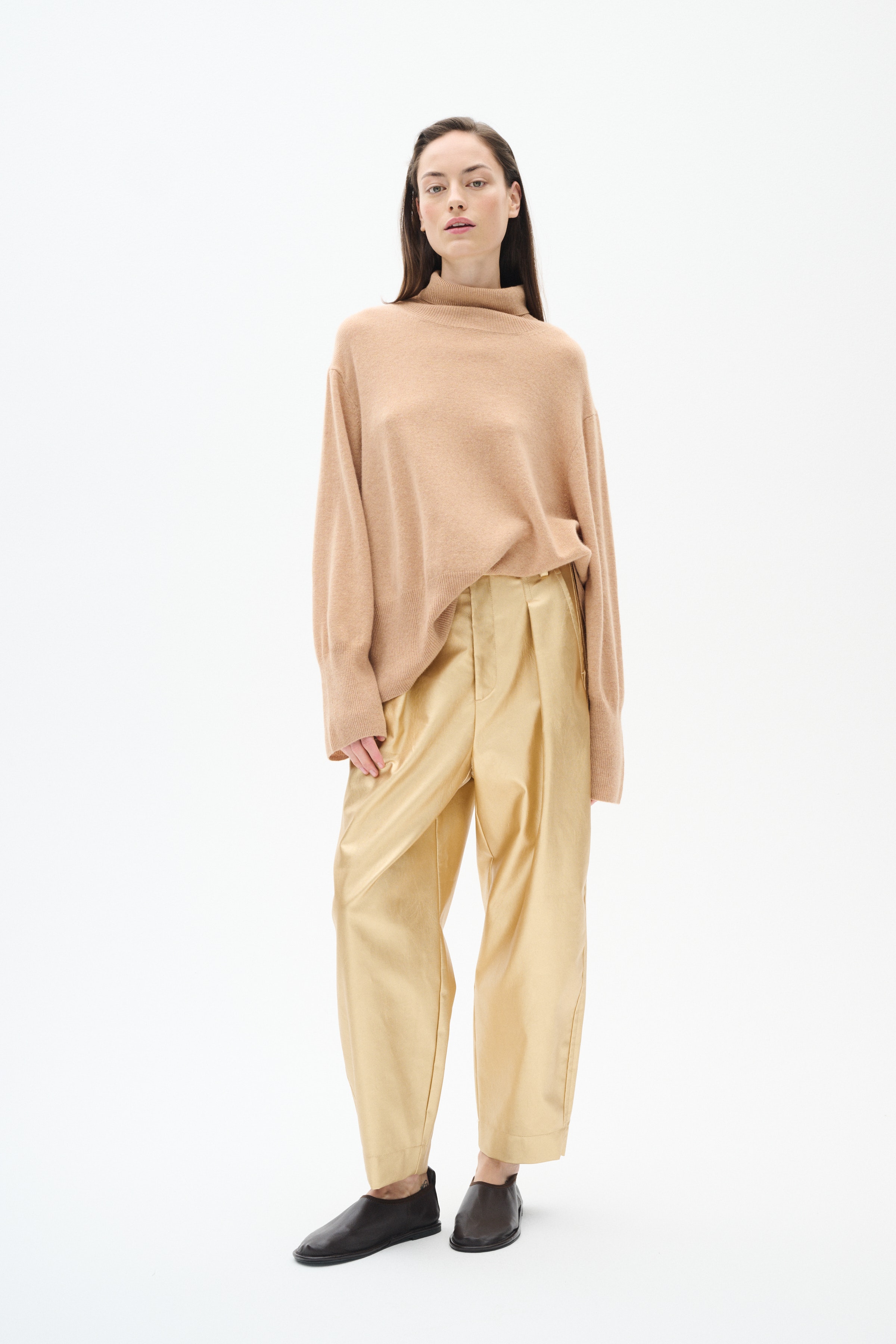 WenonaIW Byxor LOOKBOOK FRONT 30110201-300031