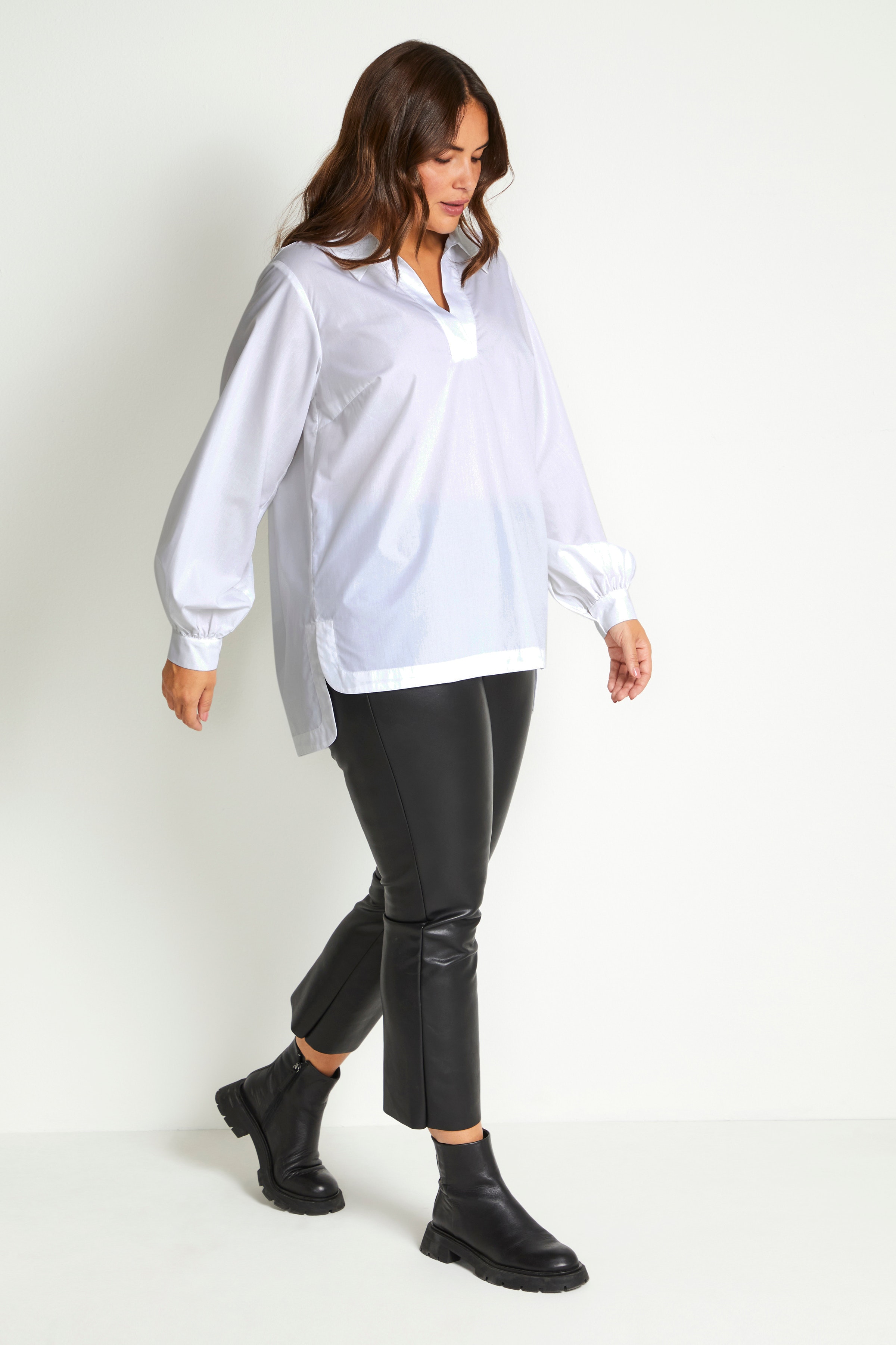 Langermet bluse LOOKBOOK FRONT 10580421-110601