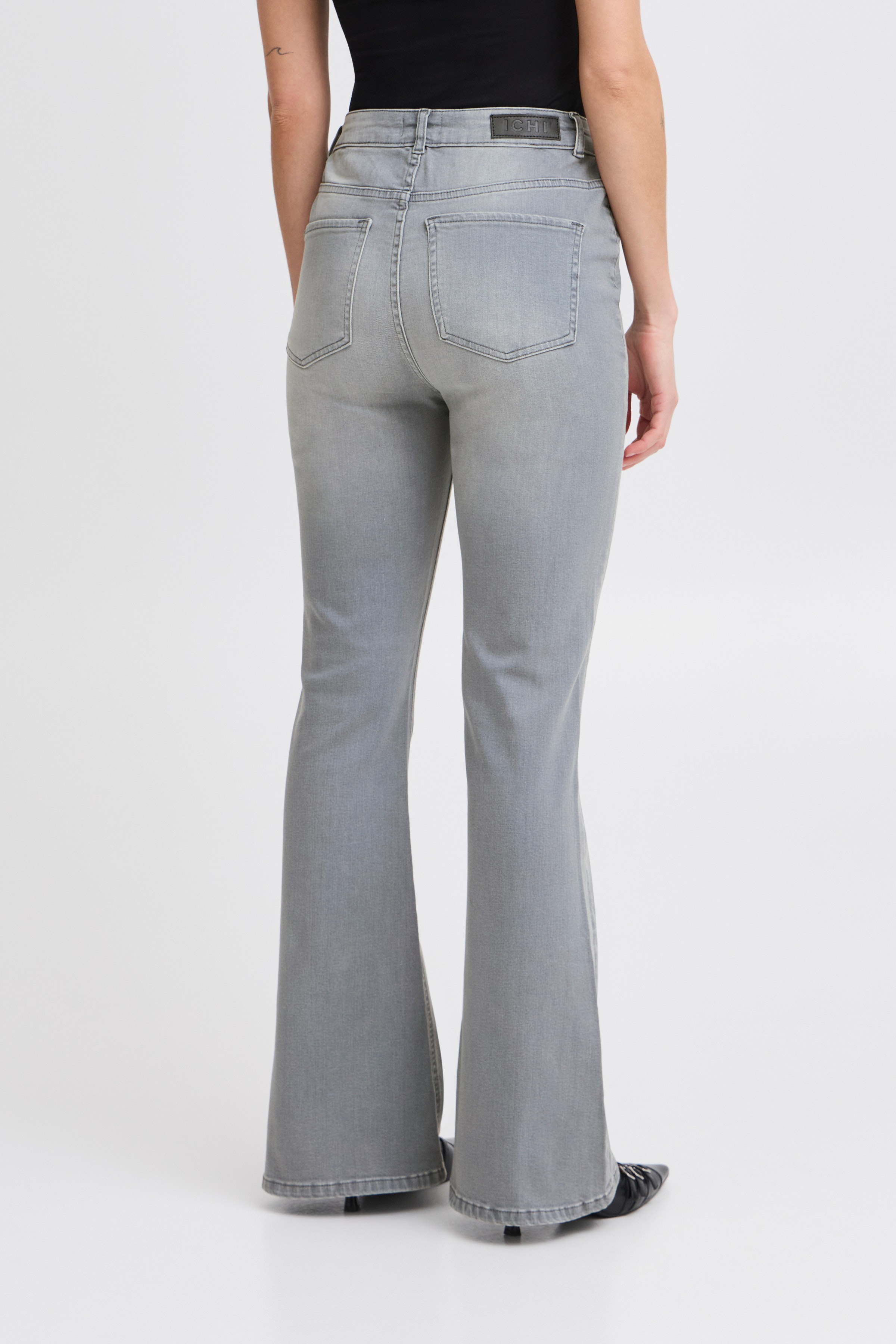 IHTWIGGY FLAIRED HIGH WAIST Jeans LOOKBOOK BACK 20122437-200344