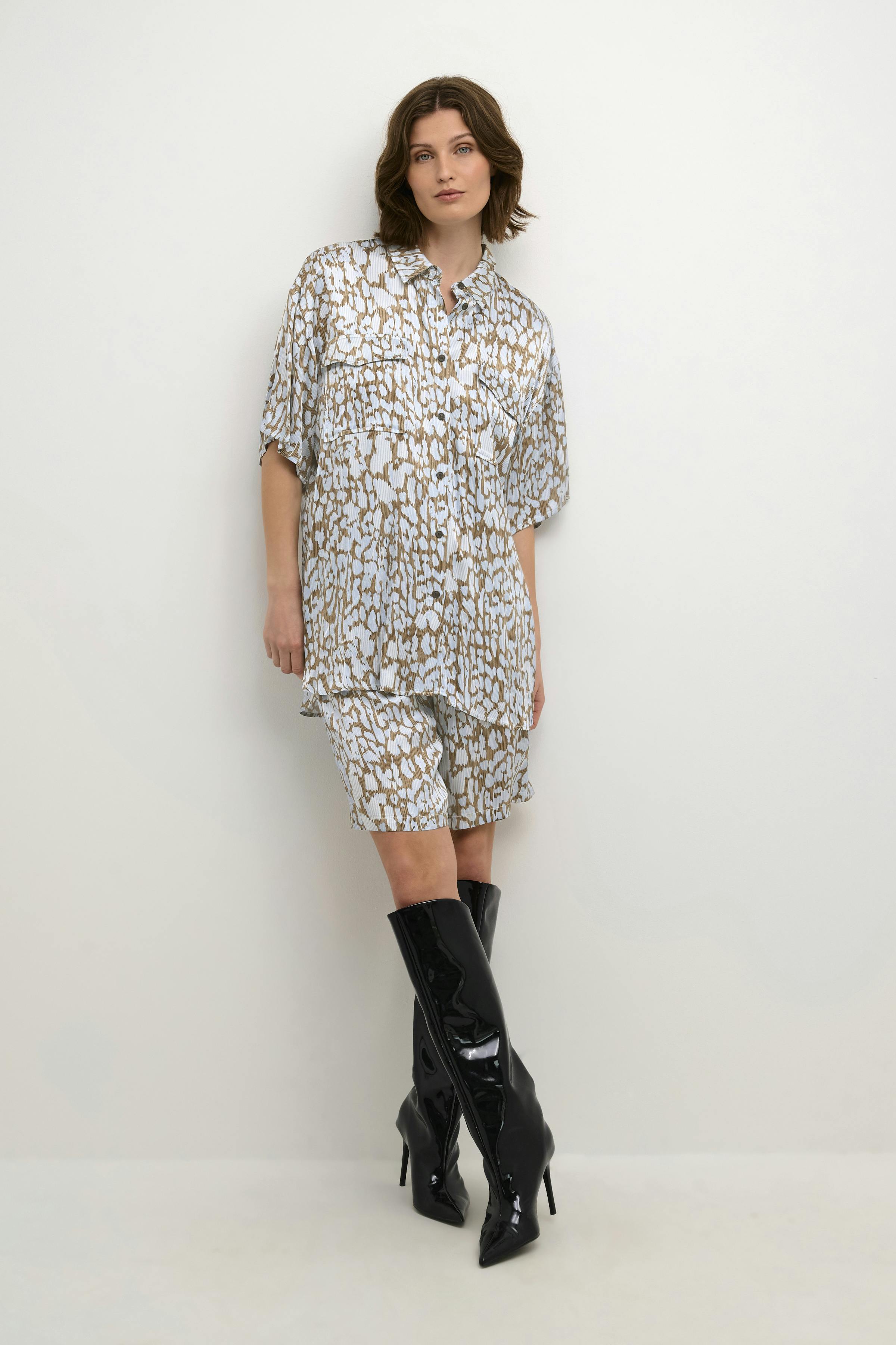 JessKB Shirt LOOKBOOK FRONT 10104432-104547