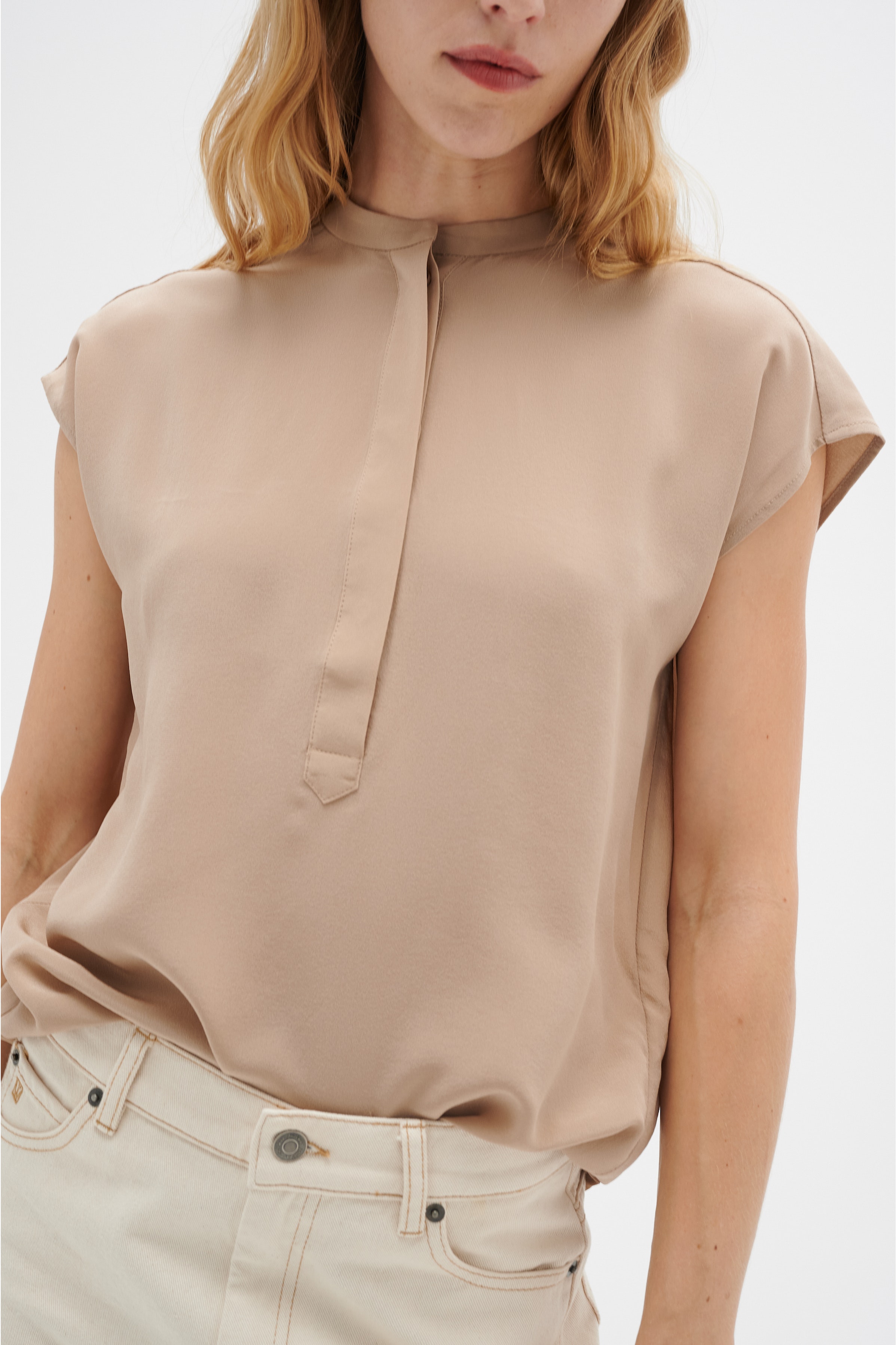 Lucie Top LOOKBOOK DETAIL 30104239-171319