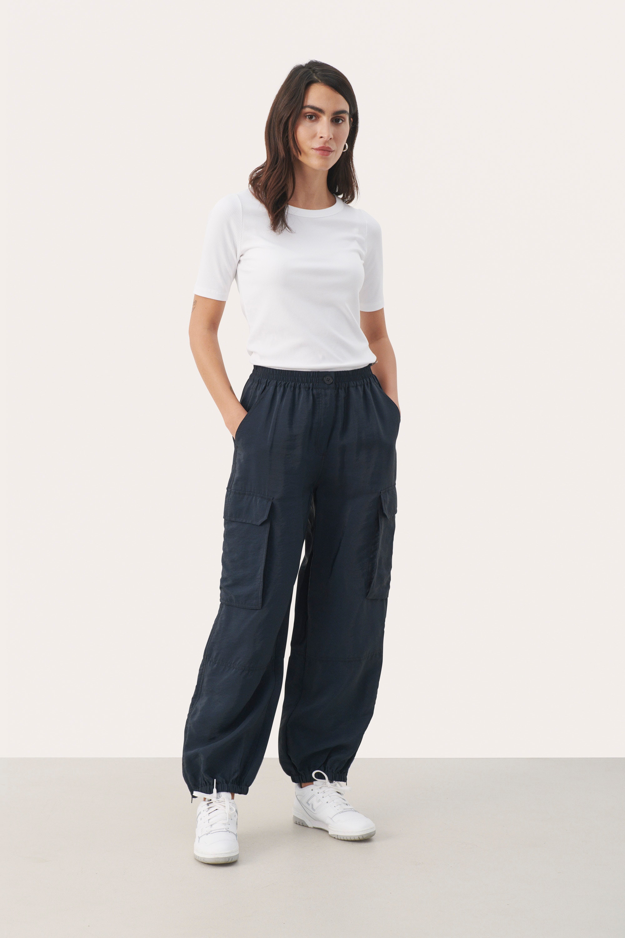 EraPW Byxor LOOKBOOK FRONT 30308457-194013