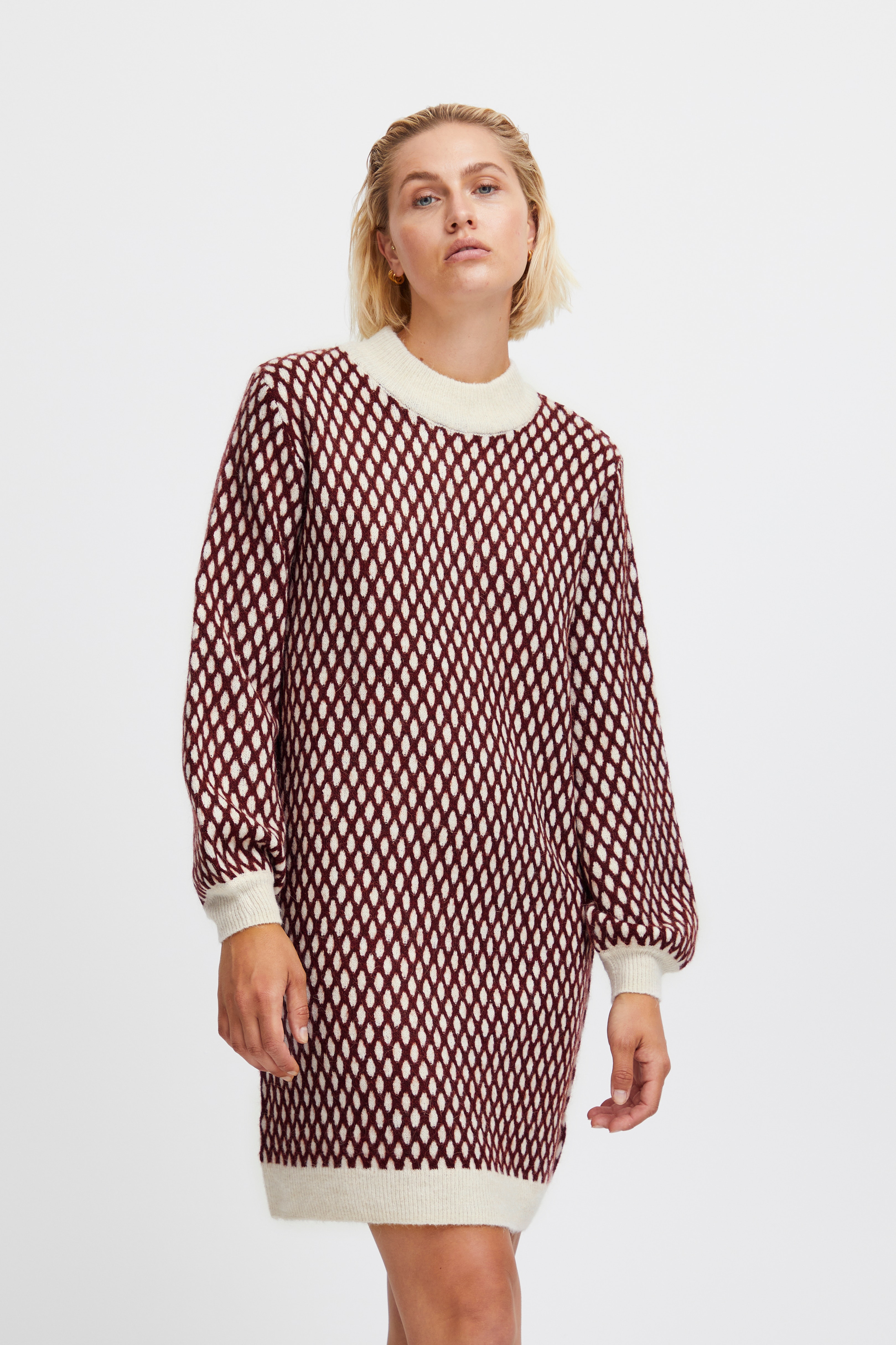 IHKAMARA Kjole LOOKBOOK FRONT 20119942-191627