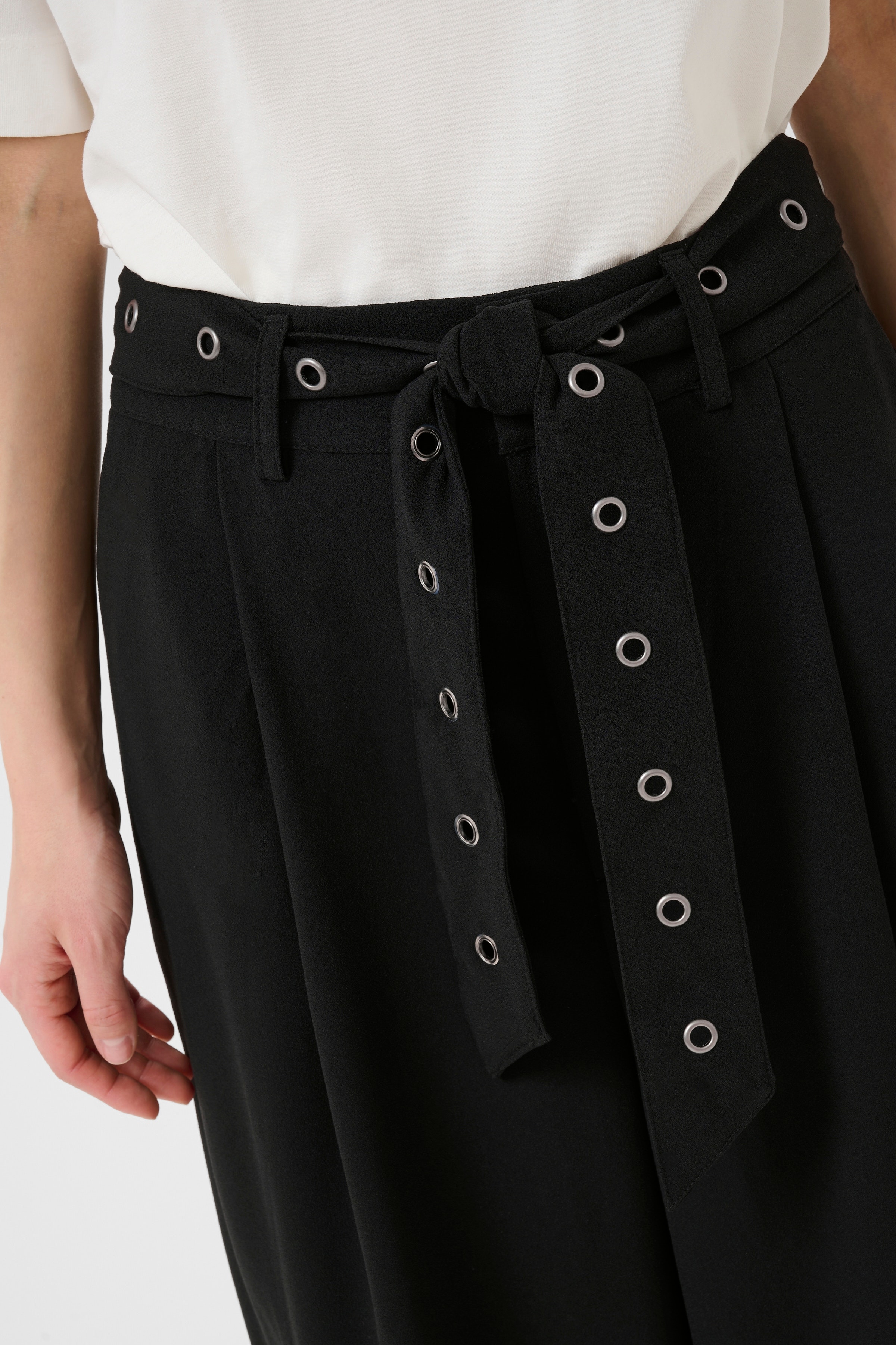 Kalisa Bukser LOOKBOOK DETAIL 10510273-100121