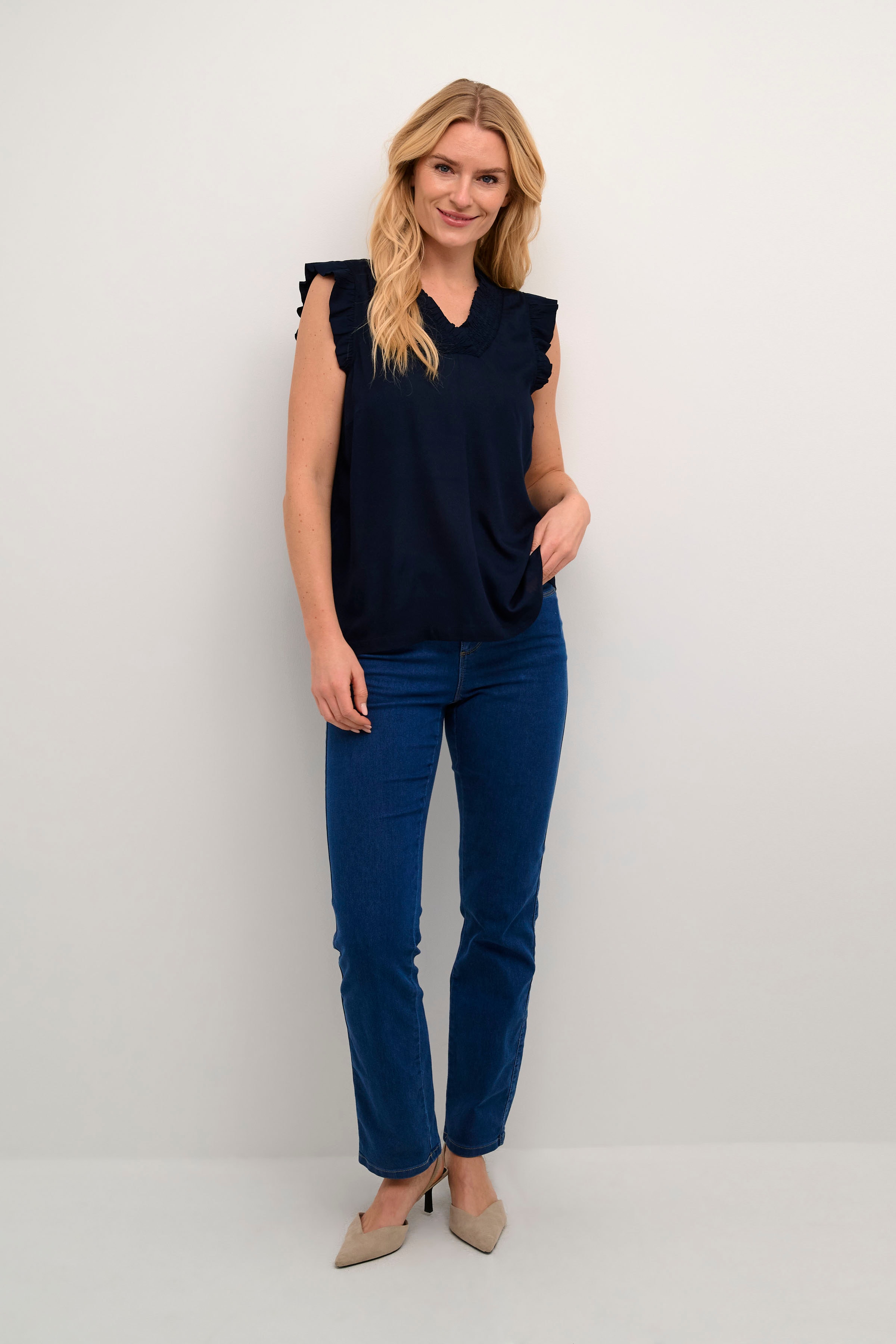 KAdahlia Bluse LOOKBOOK FRONT 10508865-194020