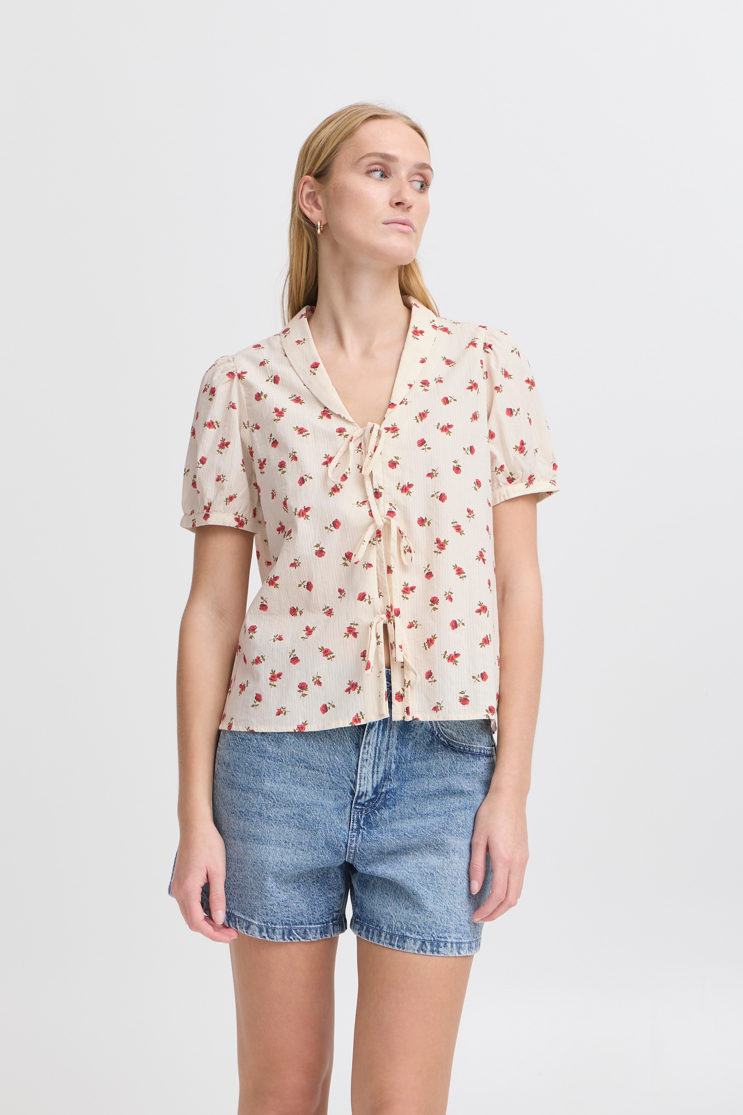 IHROSEY Kortermet skjorte LOOKBOOK FRONT 20122938-204434