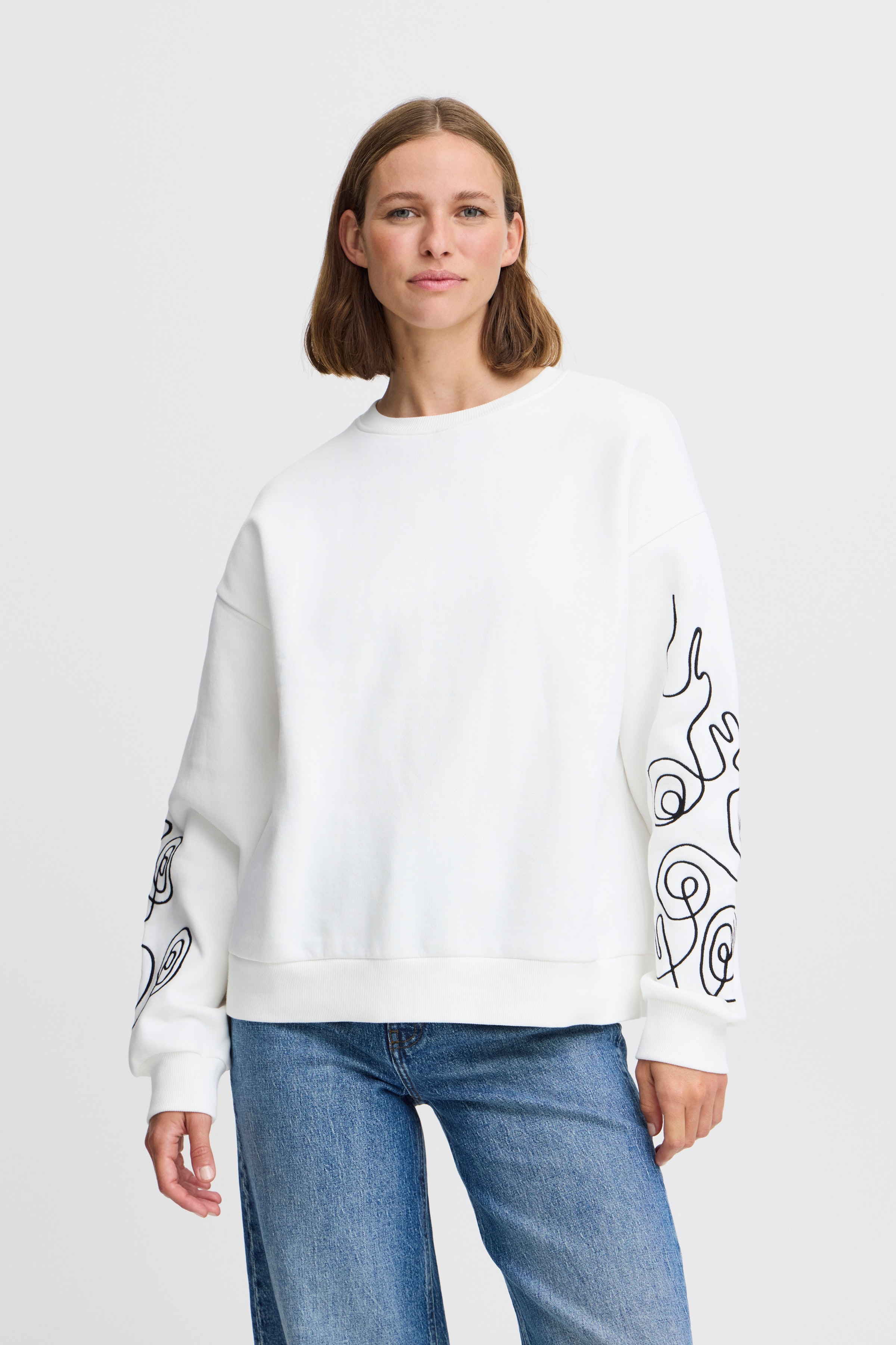 BYSTYLAR Sweatshirt LOOKBOOK FRONT 20816011-114800