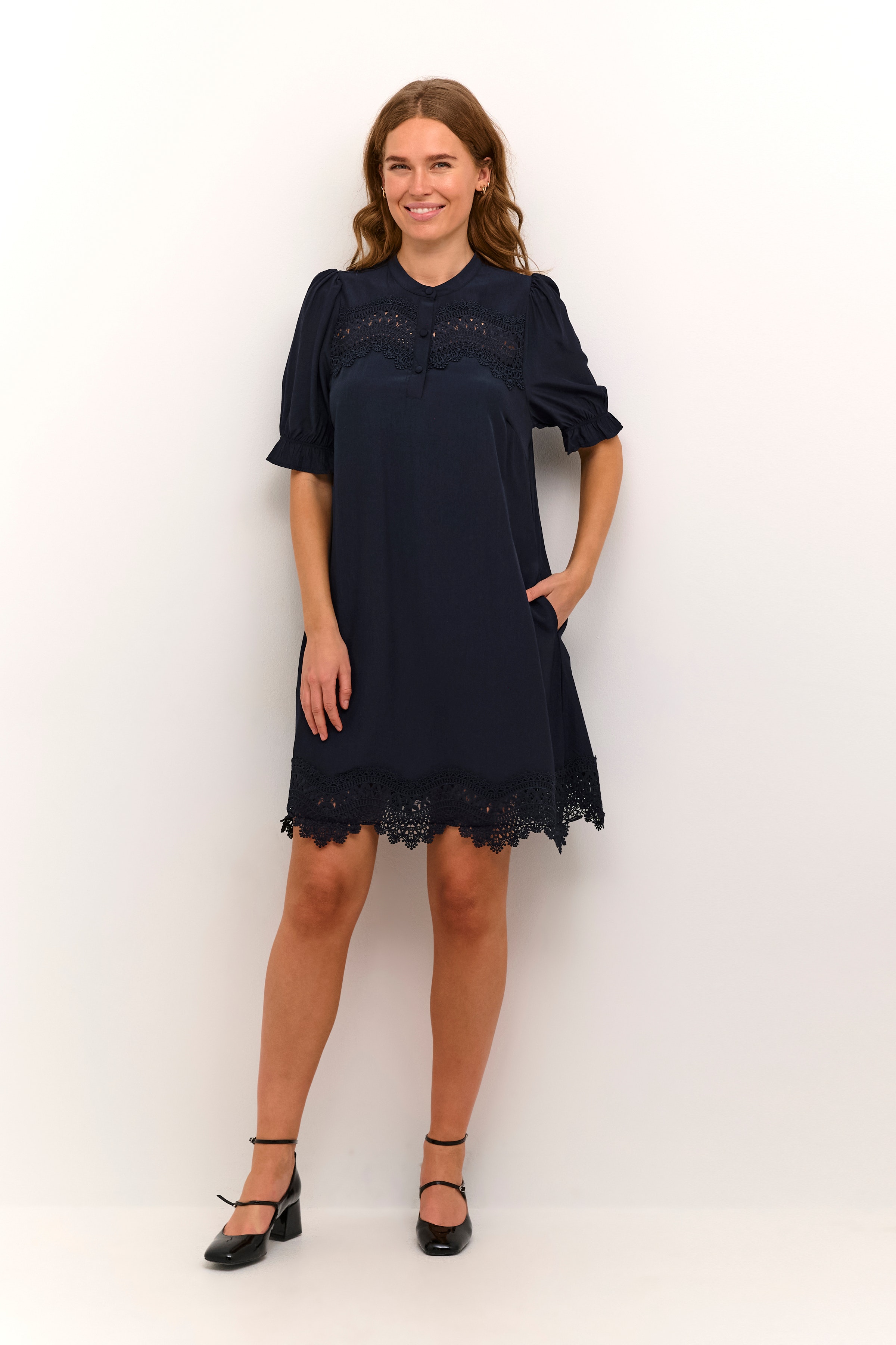CUtiffany Kleid LOOKBOOK FRONT 50111339-194011