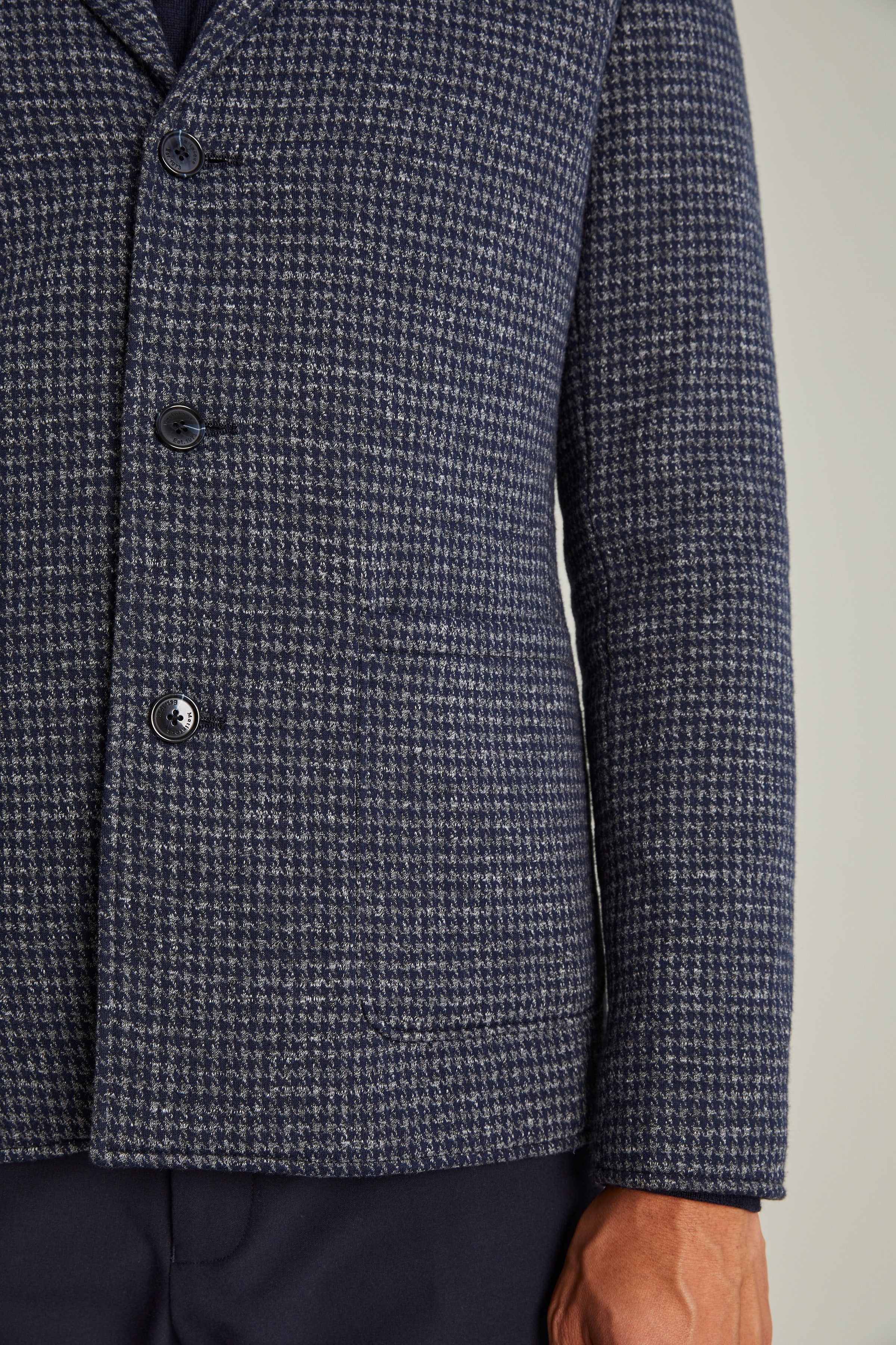 MAacton Jersey Blazer

 LOOKBOOK DETAIL 30205770-194011