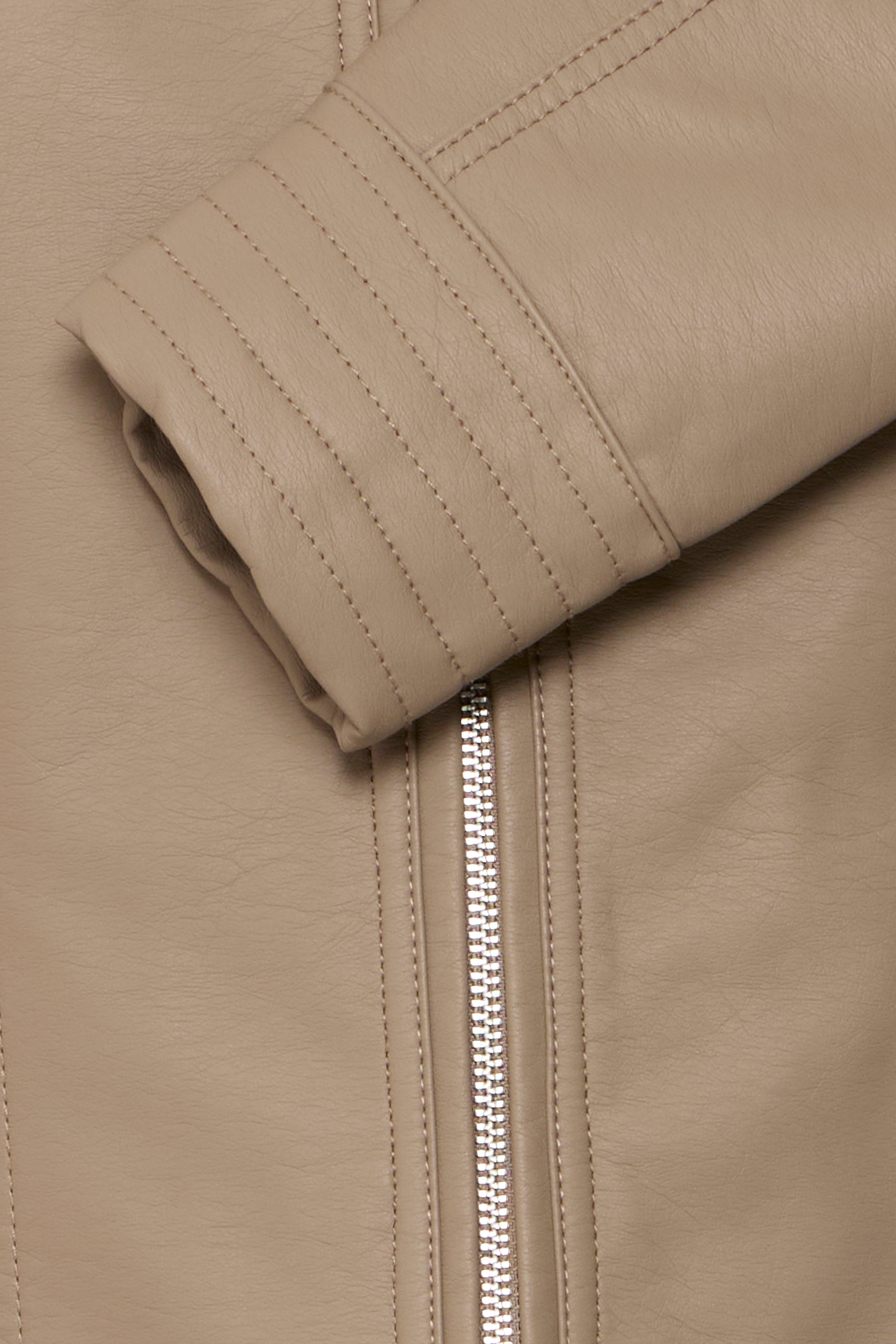 BYACOM Outerwear PACK DETAIL 20809396-181112