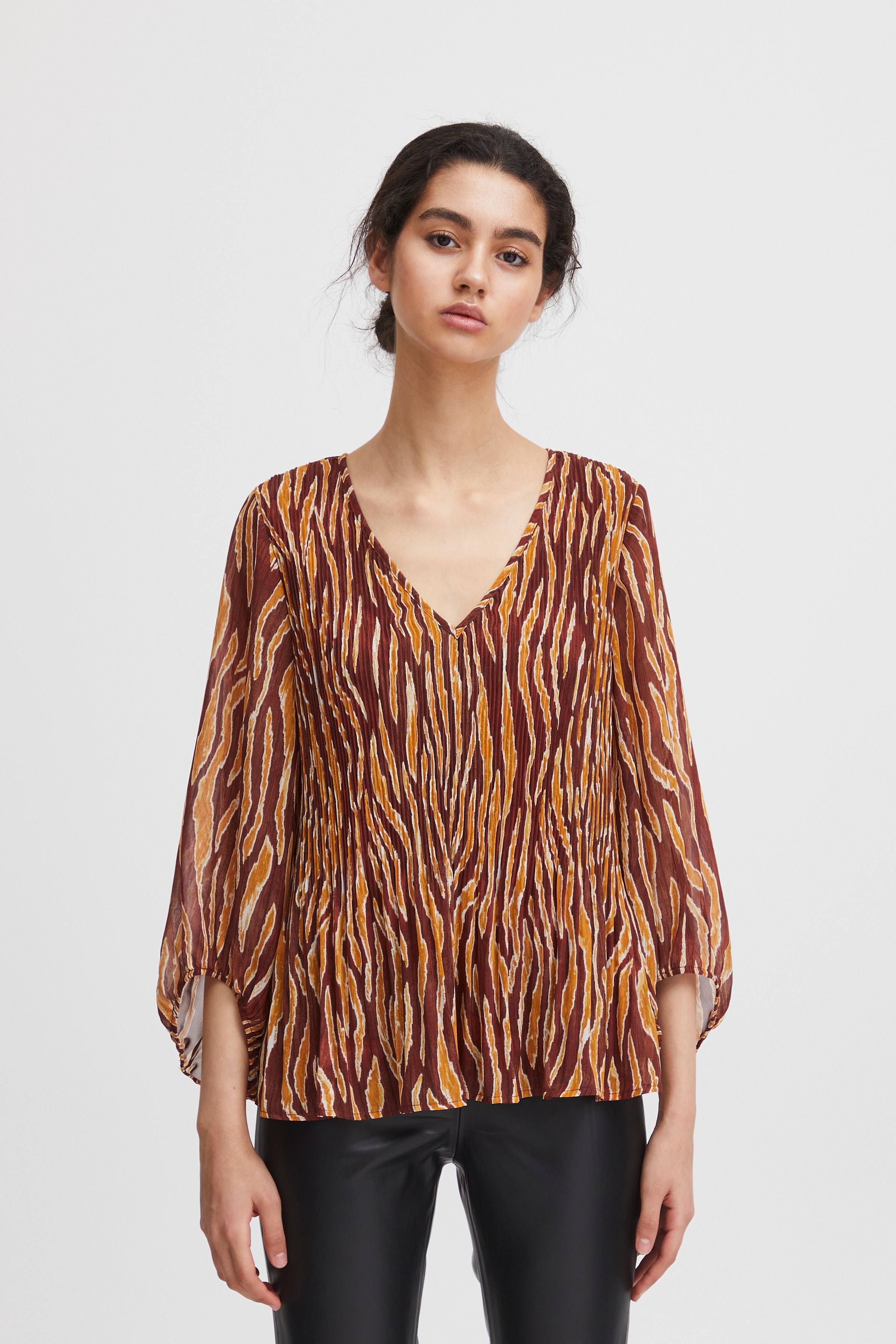 IHILLY Bluse LOOKBOOK FRONT 20119330-202326