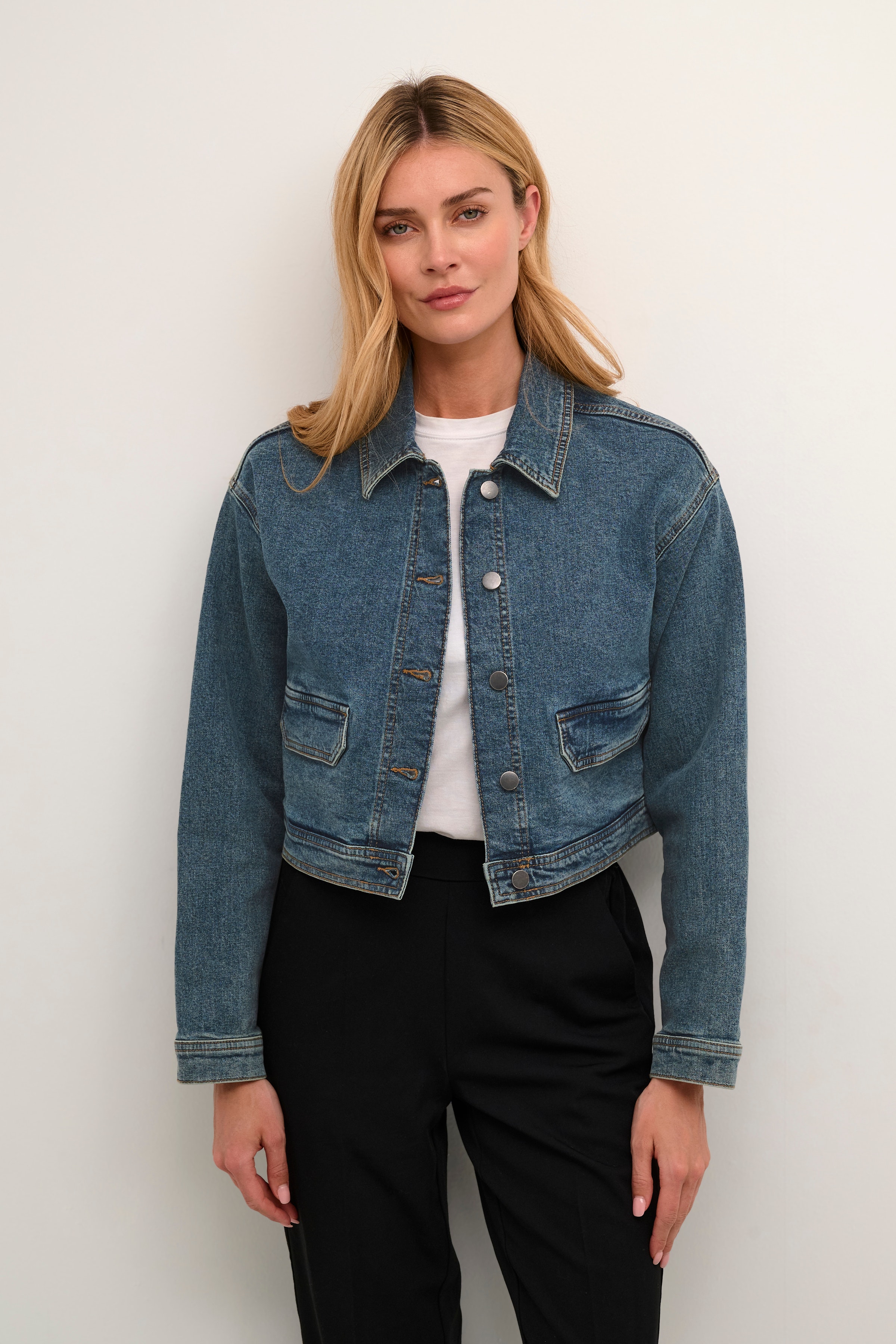 KAdana Casual Denim Jakke LOOKBOOK FRONT 10508124-100166