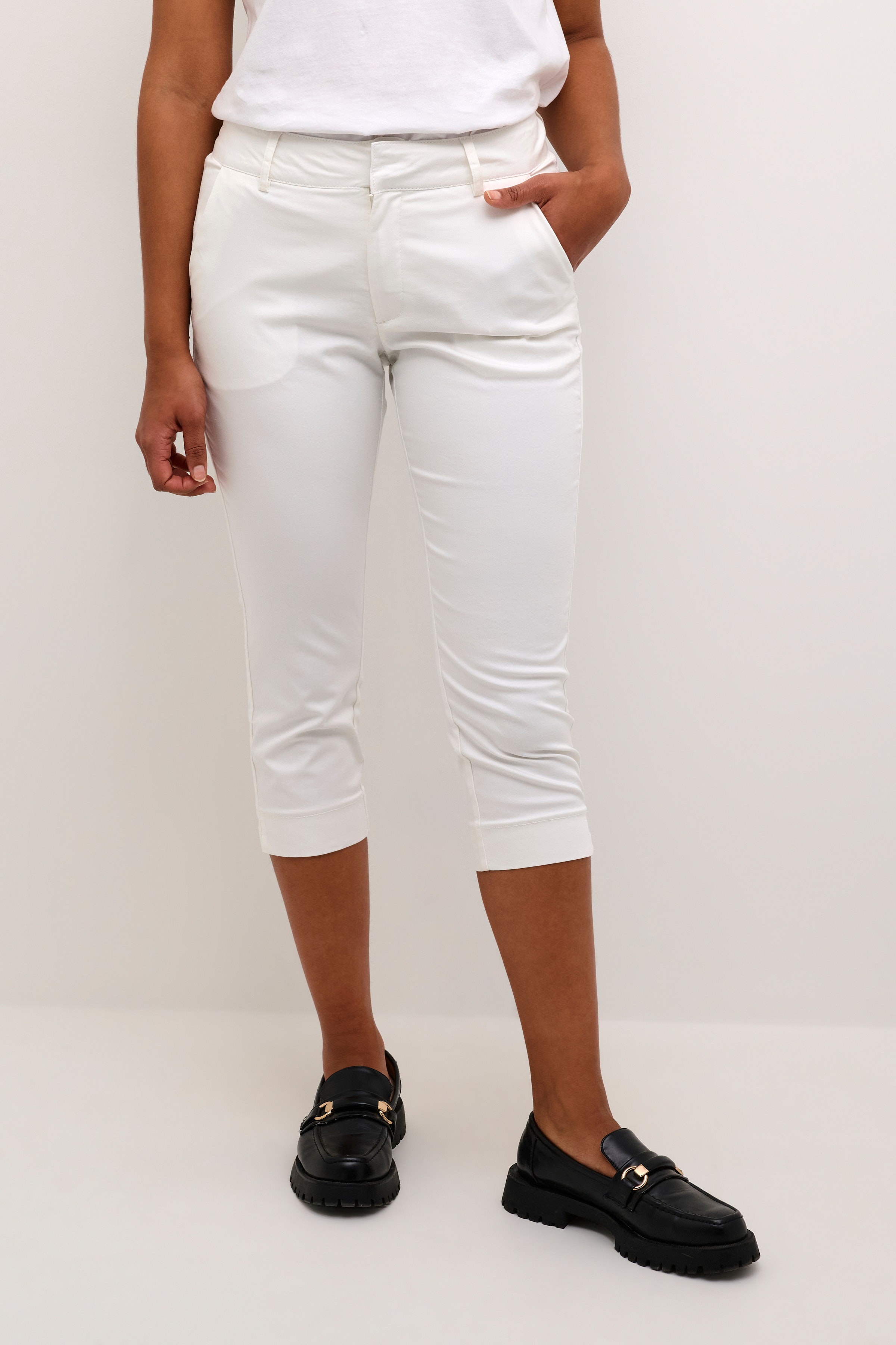 KAlea Capri Bukser LOOKBOOK FRONT 10506815-110602