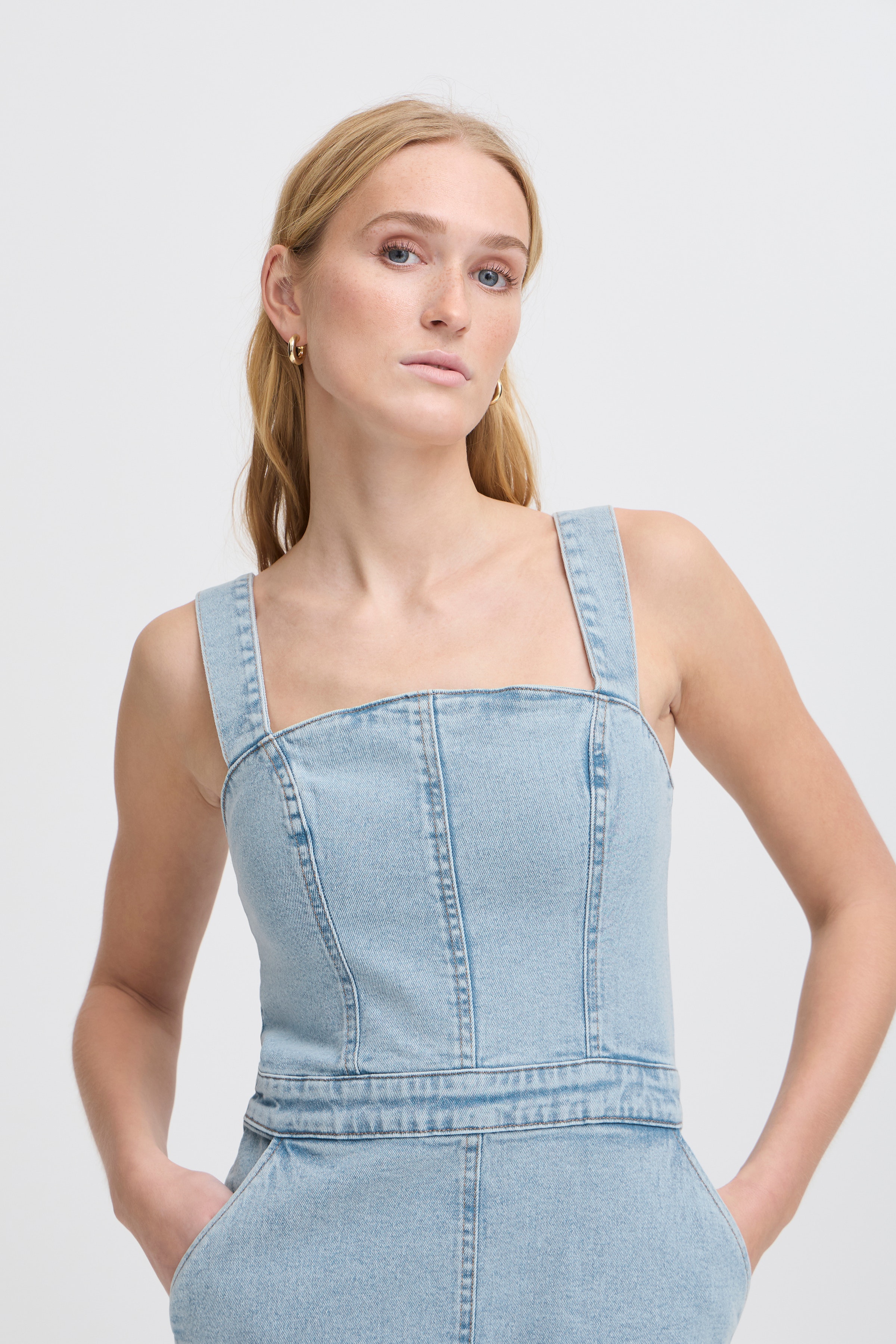 IHARMIOS Kjole LOOKBOOK DETAIL 20123356-200792