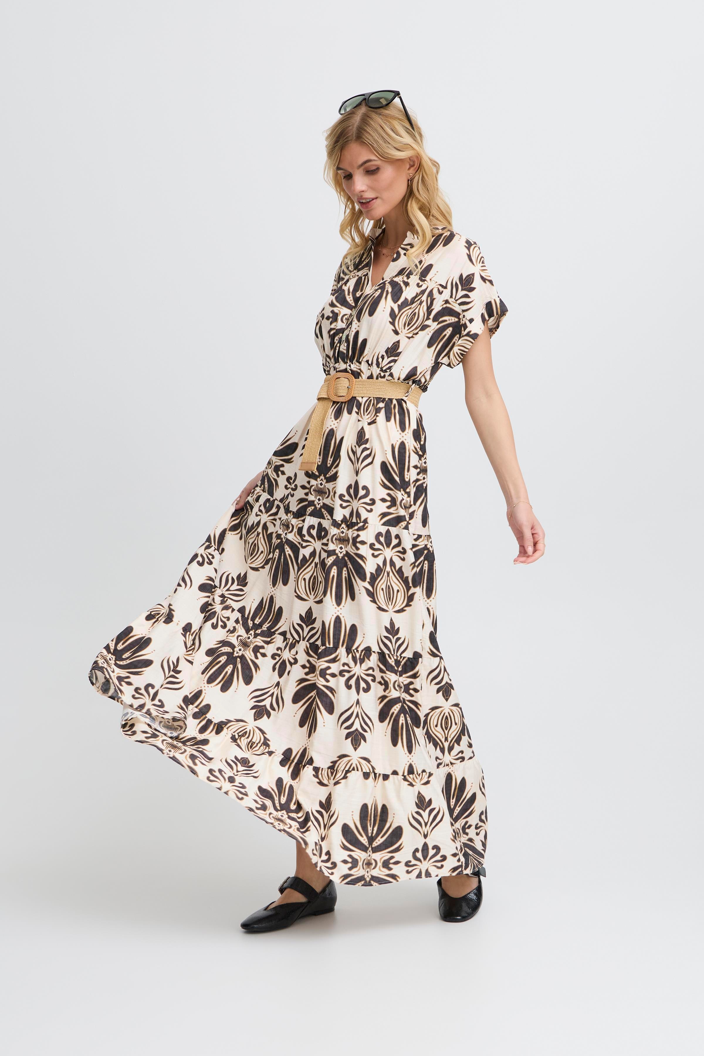 SBMARITHA Kjole LOOKBOOK DETAIL 22100964-190303