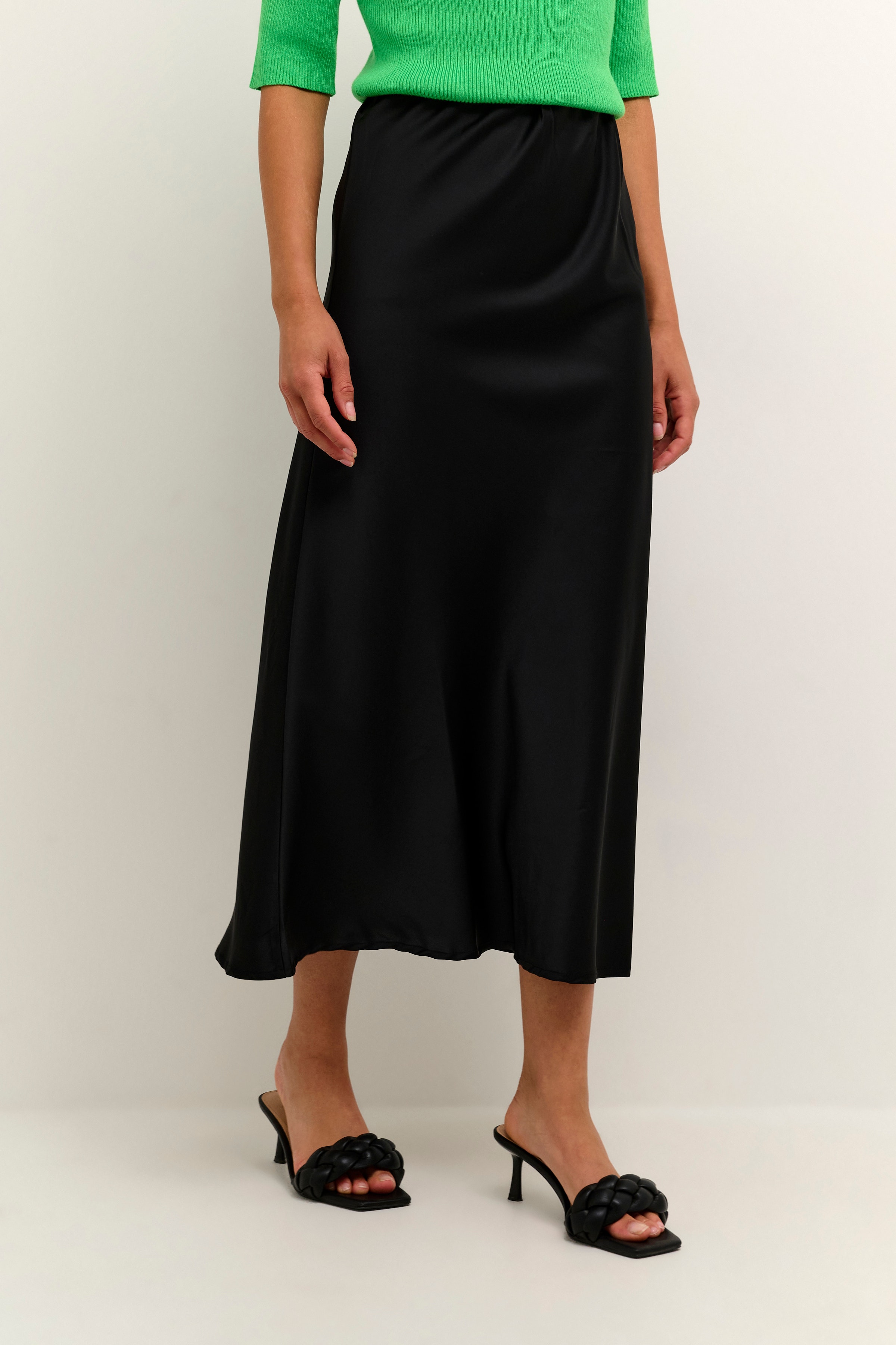 KAsasmina Skjørt LOOKBOOK FRONT 10507456-100121