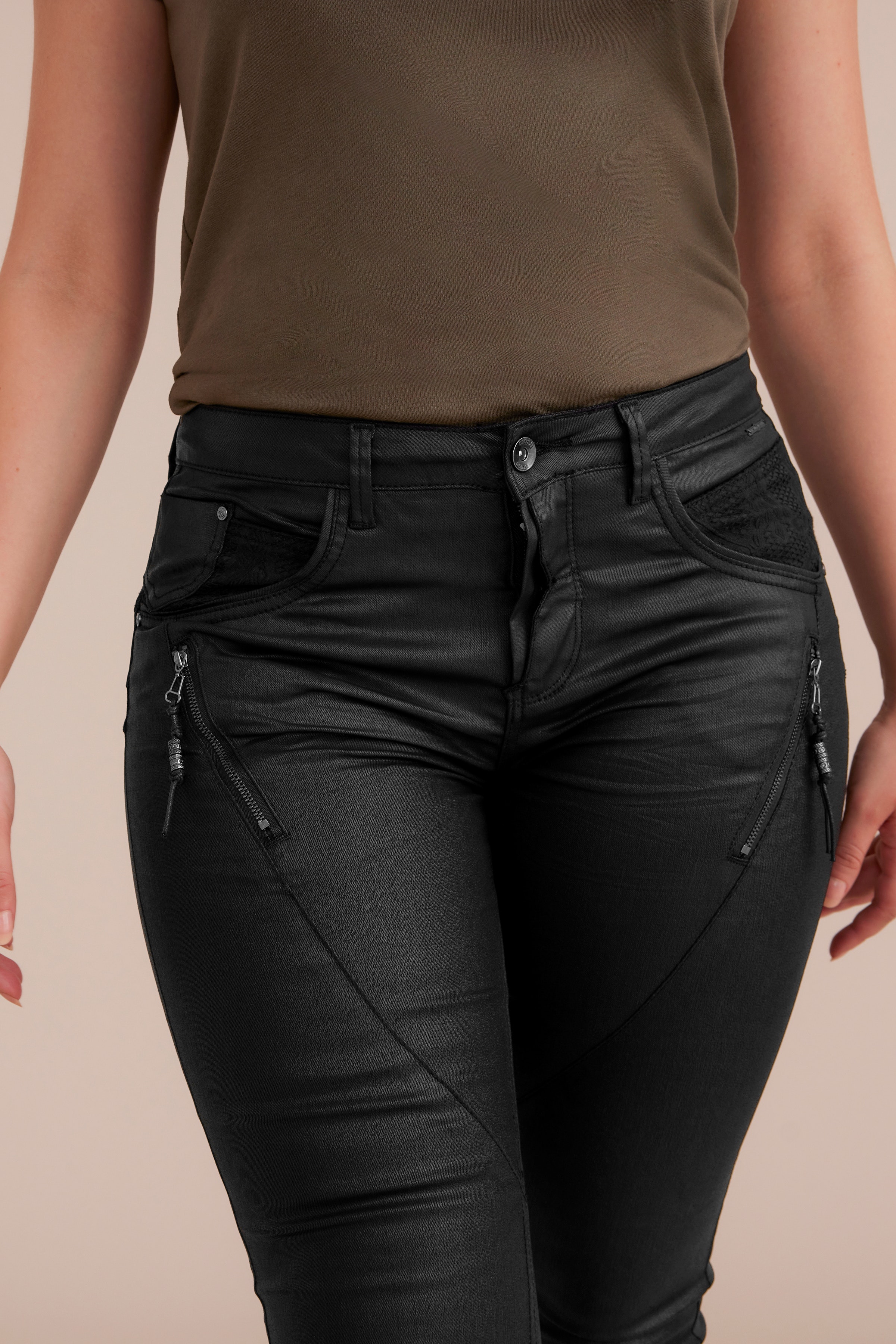 Byxa LOCATION NONE 10601333-61907