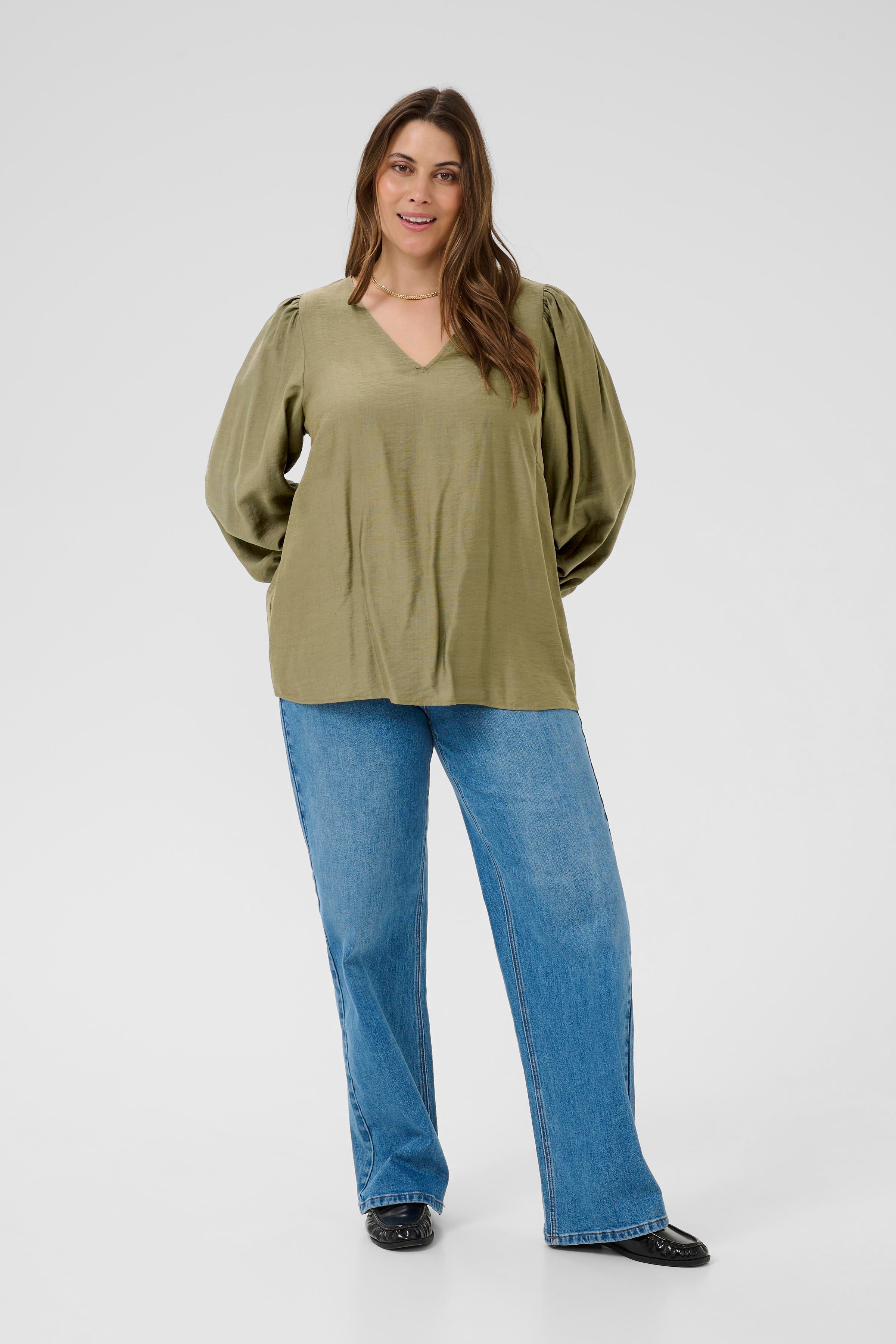 KCsofia Bluse LOOKBOOK FRONT 10583889-170517