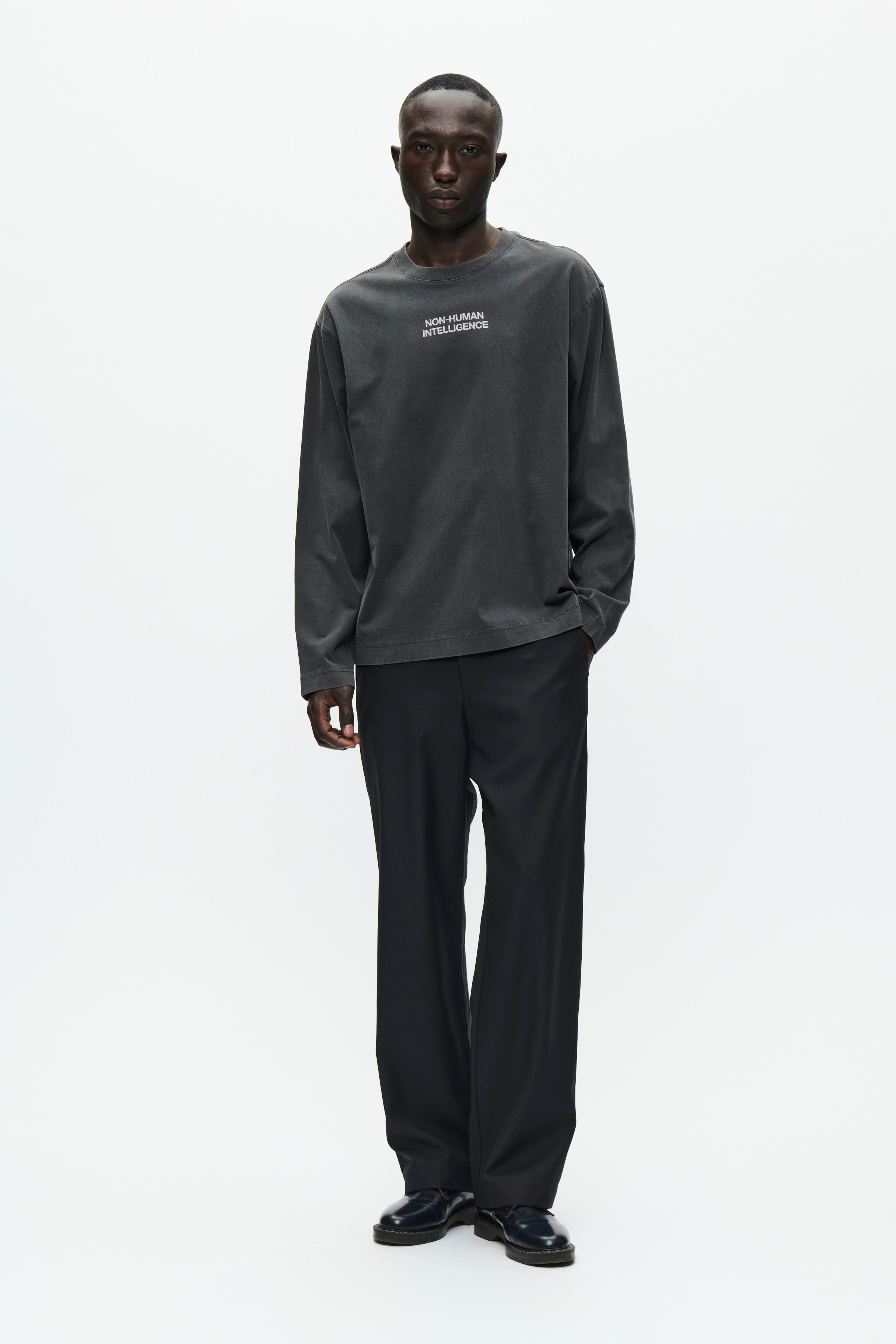 WWRyan T-shirt LOOKBOOK FRONT 30251796-304420