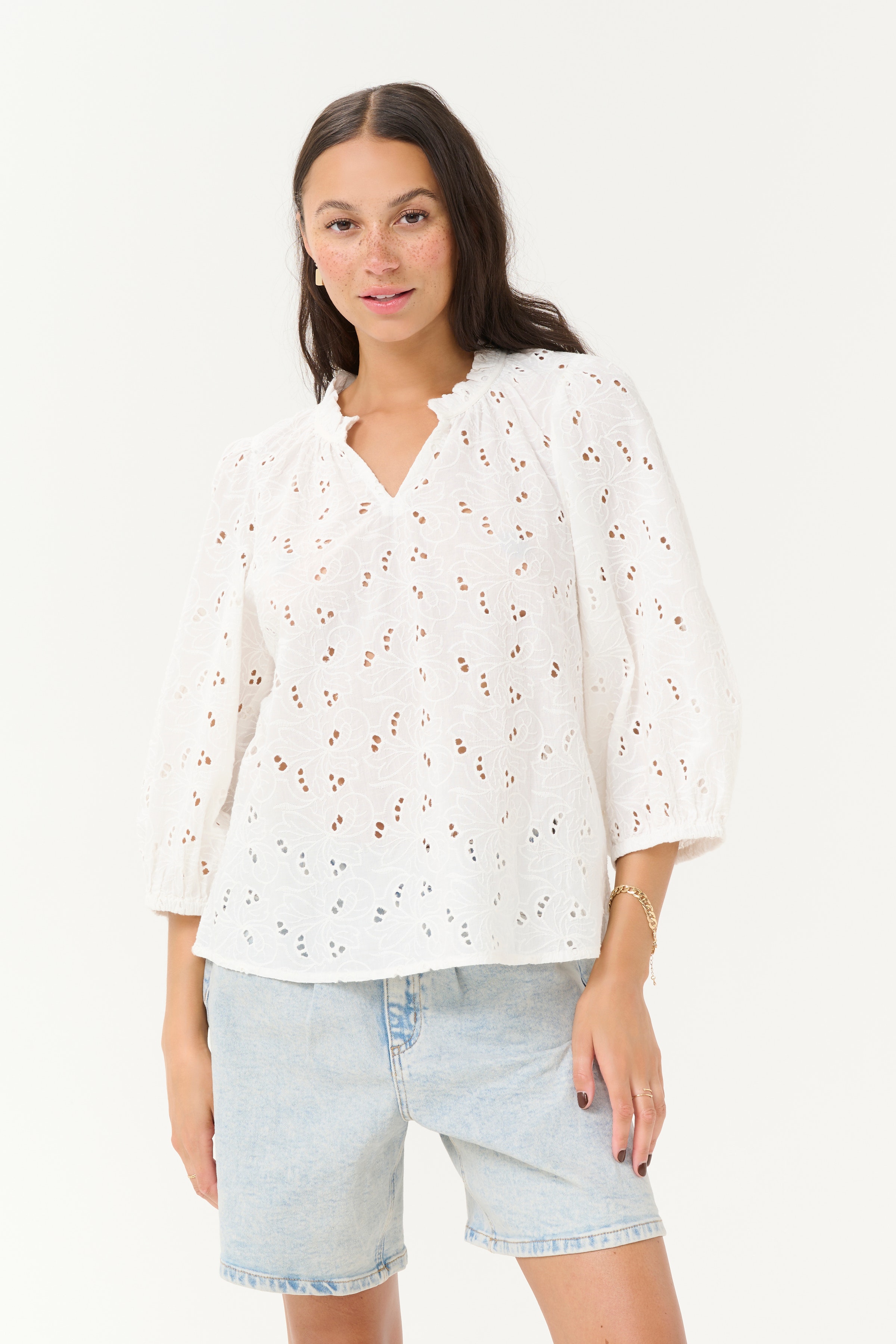 KAtessa Bluse LOOKBOOK FRONT 10509989-110602