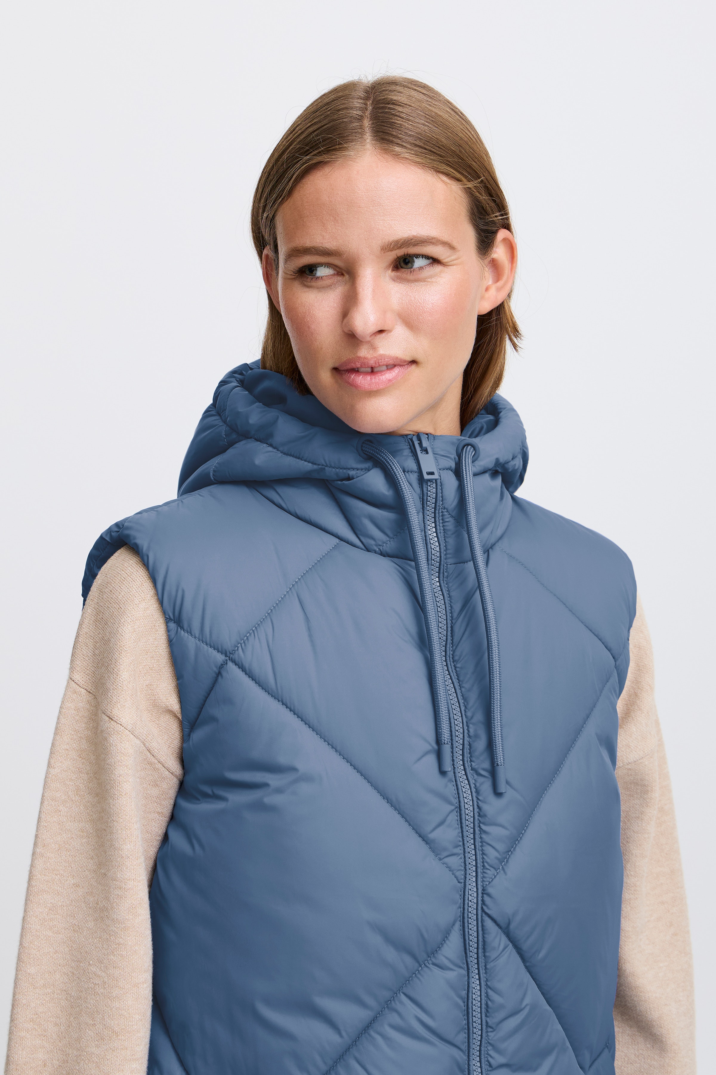 BYBOMINA Vest yttertøj LOOKBOOK DETAIL 20815099-183929