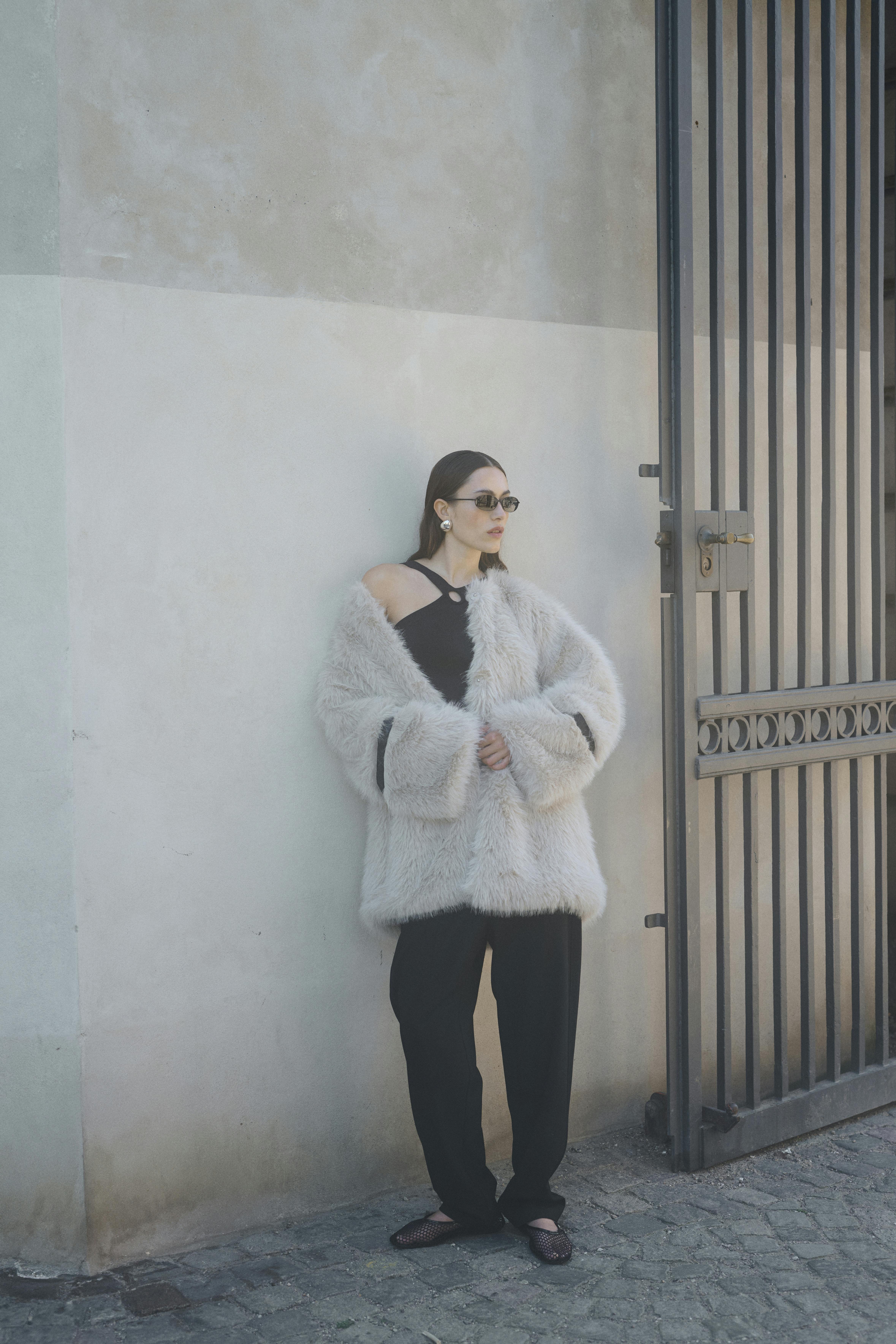 KBPearly Faux Fur coat LOCATION NONE 10104998-154502