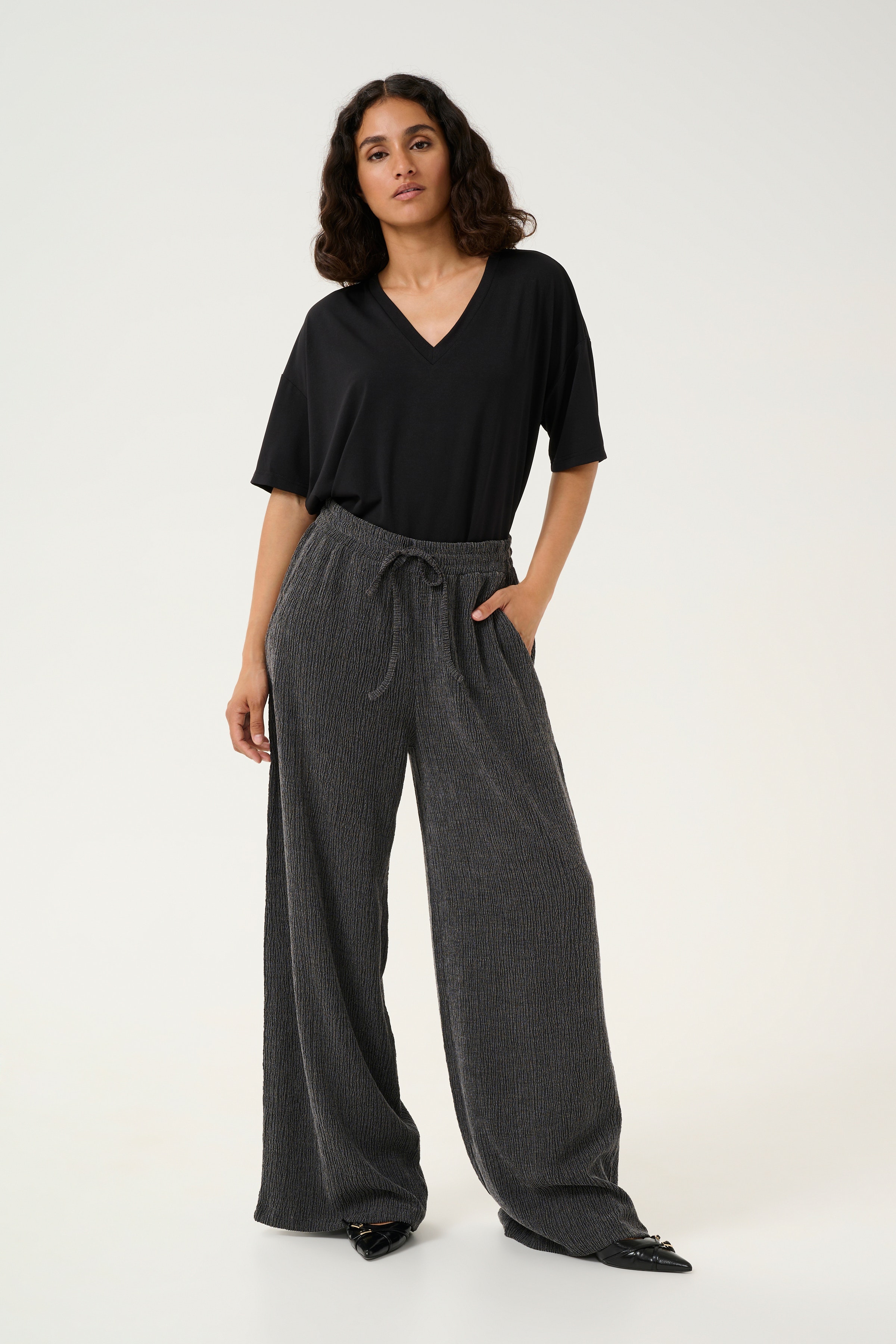 KAolga Bukser LOOKBOOK FRONT 10509397-100125