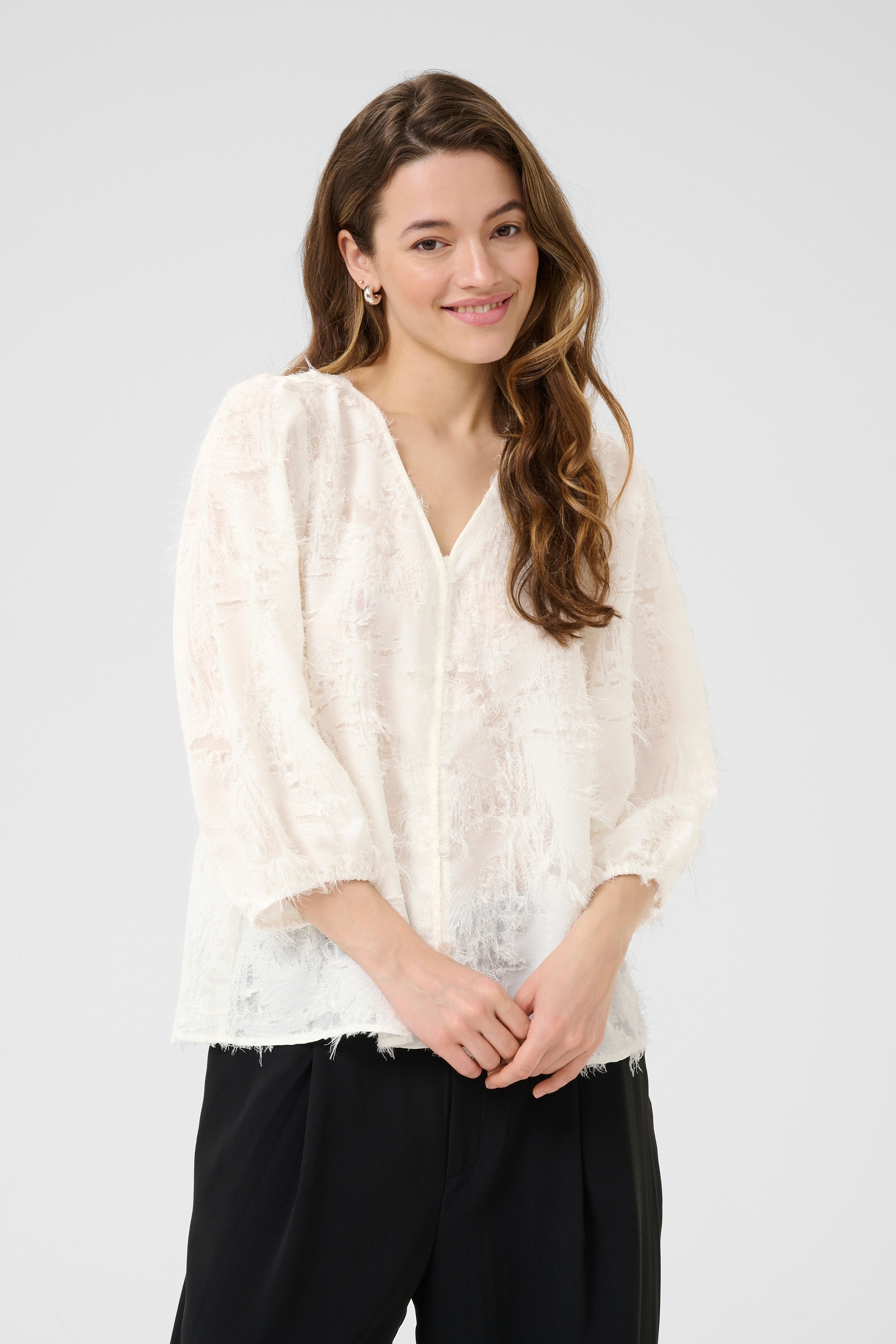 KApariva Bluse LOOKBOOK FRONT 10510125-110602