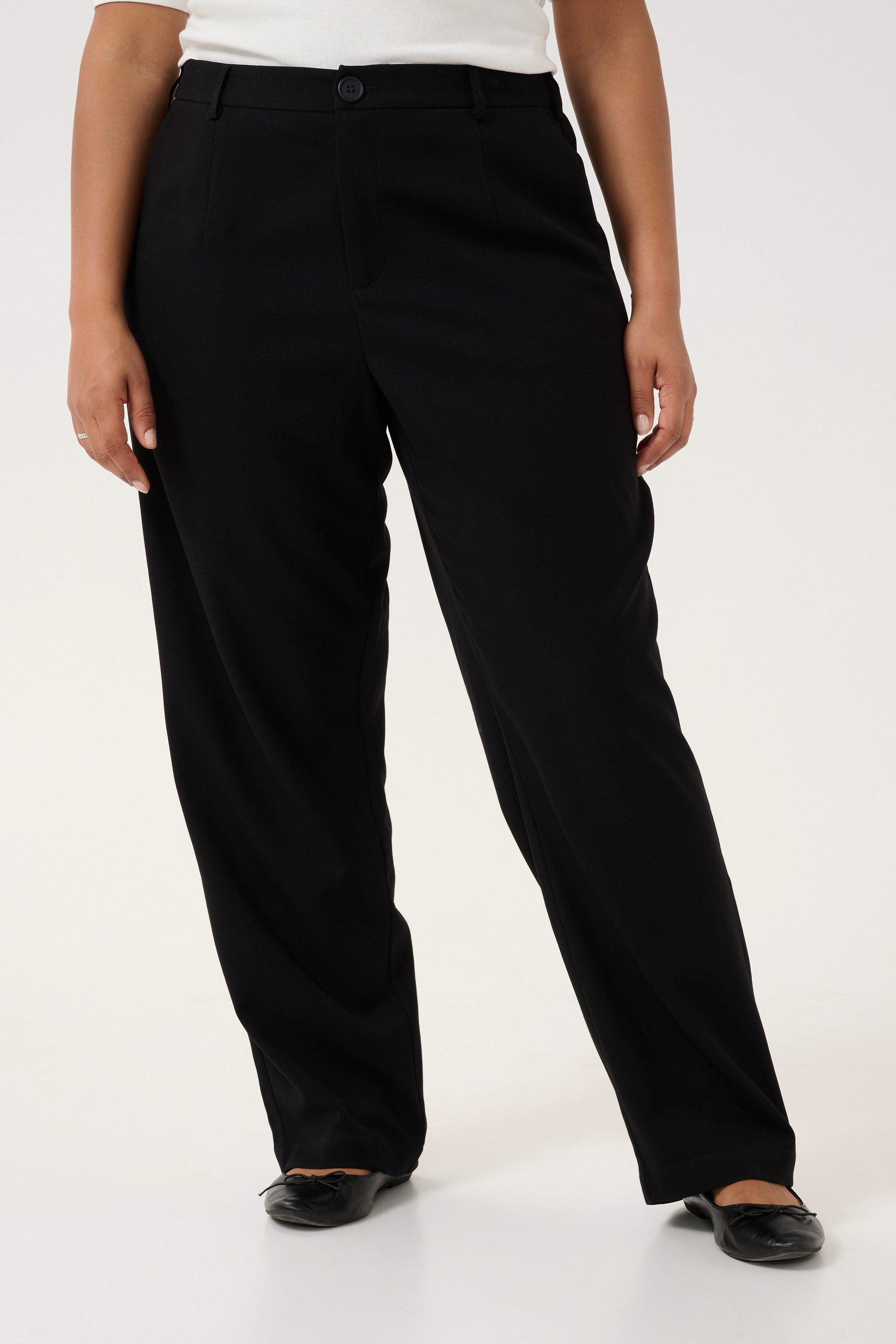 KCmerla Bukser LOOKBOOK FRONT 10582712-100121