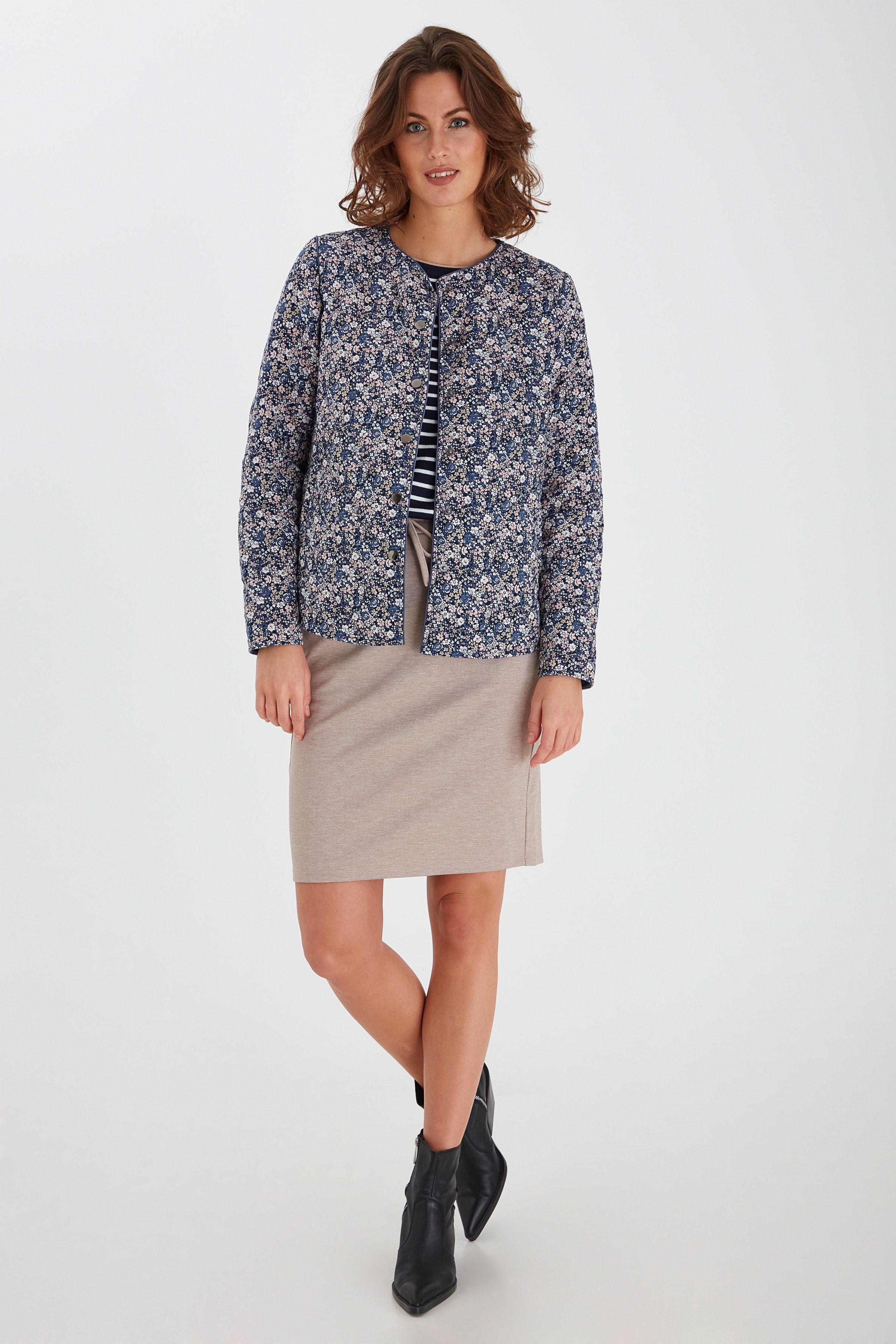 Jakke LOOKBOOK FRONT 20609862-200119