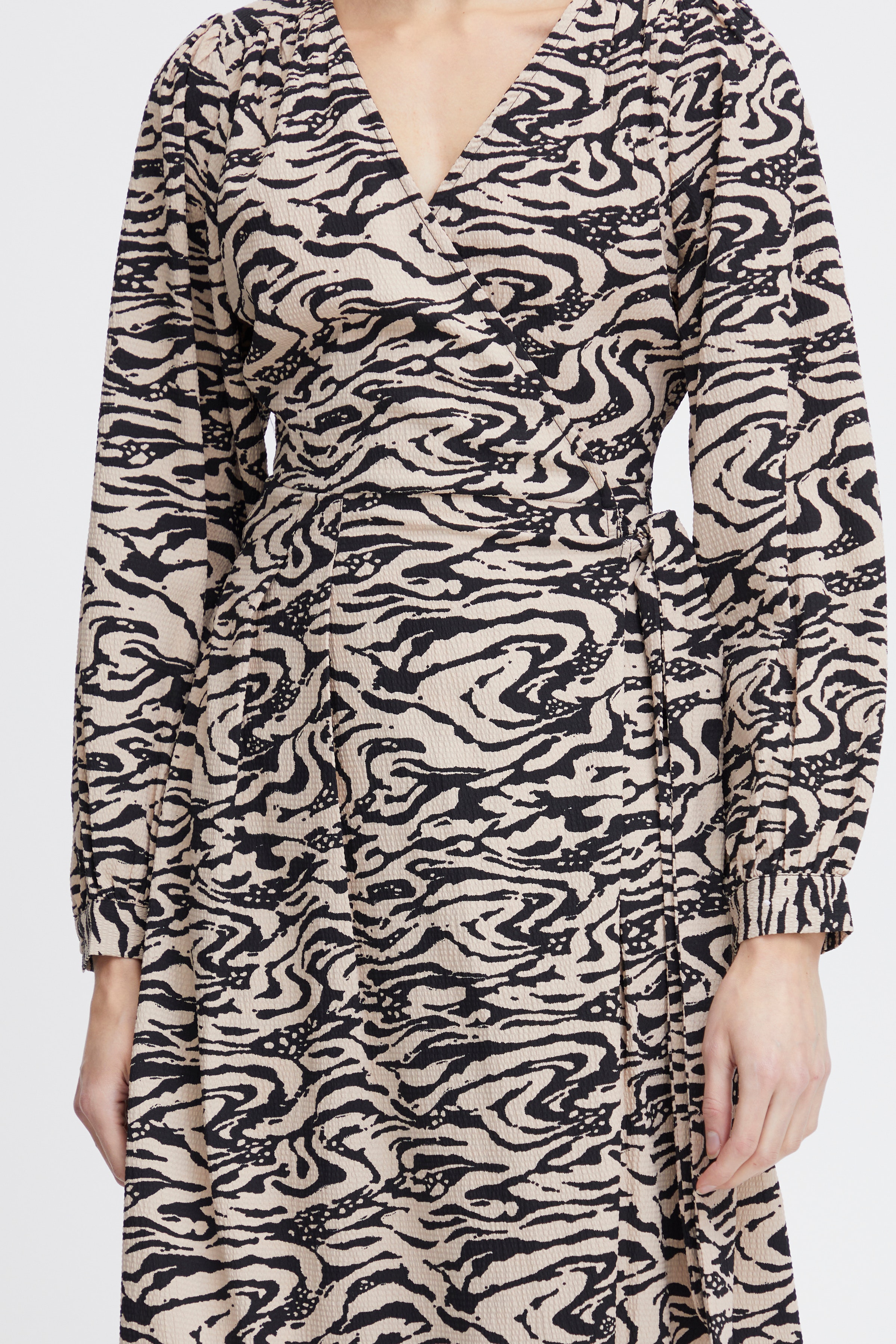 IHFANORA Kjole LOOKBOOK DETAIL 20120418-202752