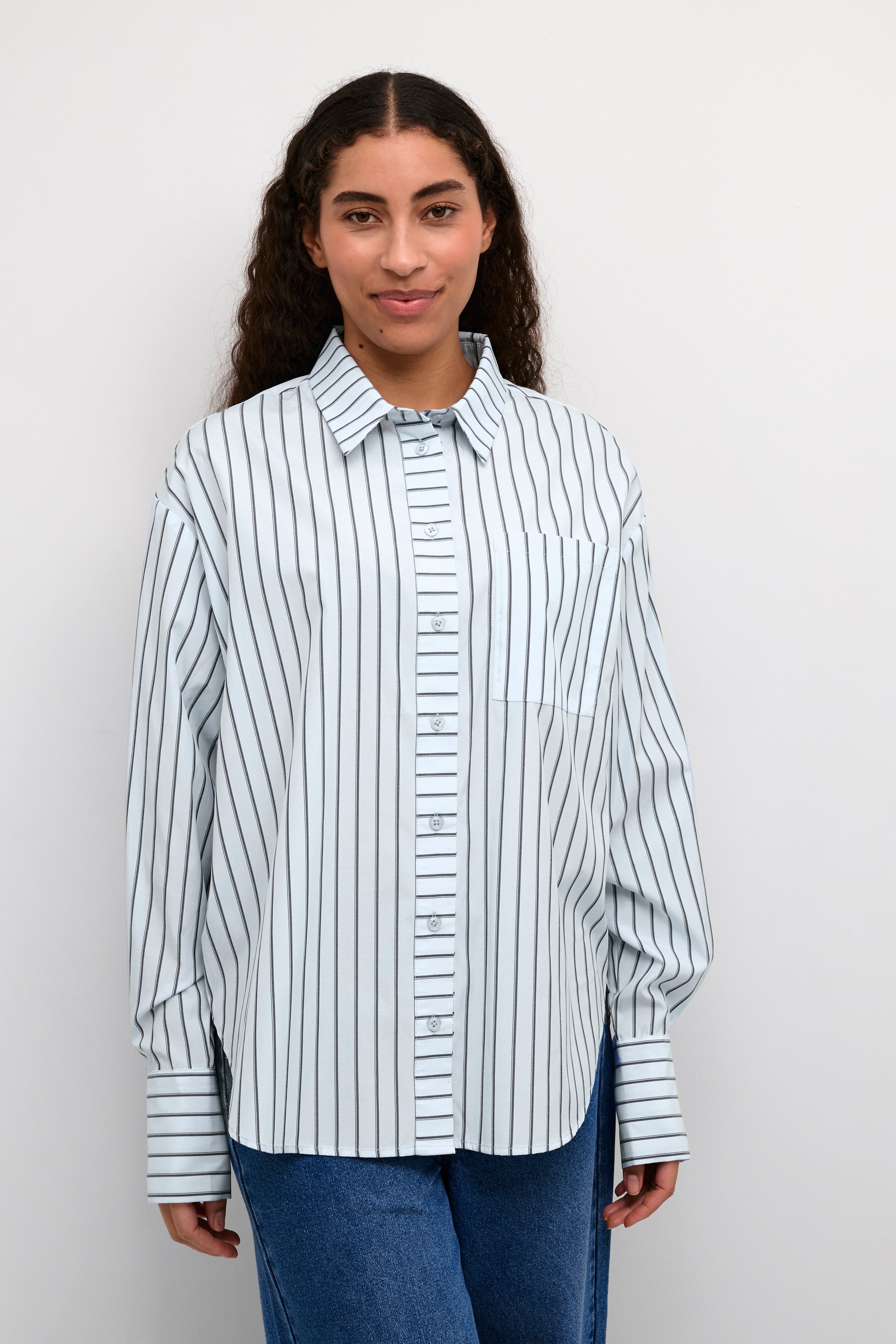 KAjerrie Shirt LOOKBOOK FRONT 10508974-106326